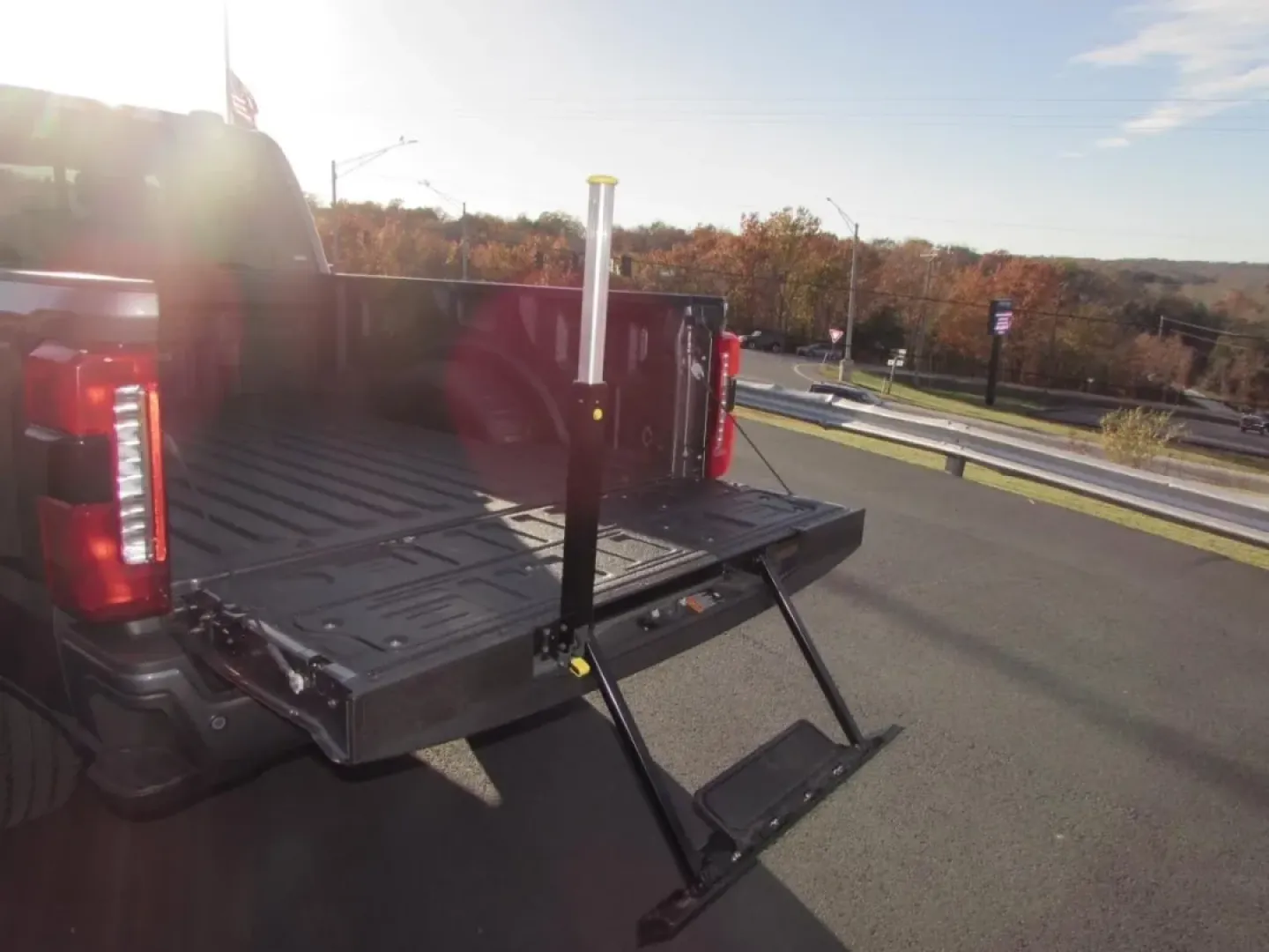 2026 /Black Onyx Ford F-350SD Lariat (1FT8W3BM7TE) with an 6.7L engine, located at 12836 Highway 21, De Soto, MO, 63020, (636) 337-7777, 38.151867, -90.575615 - Are you ready to elevate your lifestyle and tackle your toughest adventures? Look no further than this striking 2026 Ford Super Duty F-350 SRW, available now at Pettus Ford De Soto! Perfect for weekend warriors, busy professionals, and growing families alike, this robust truck is designed to deliver - Photo#15