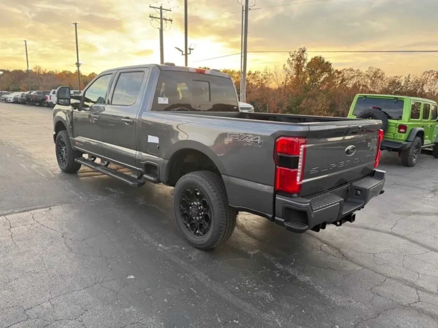 2026 /Black Onyx Ford F-350SD Lariat (1FT8W3BM7TE) with an 6.7L engine, located at 12836 Highway 21, De Soto, MO, 63020, (636) 337-7777, 38.151867, -90.575615 - Are you ready to elevate your lifestyle and tackle your toughest adventures? Look no further than this striking 2026 Ford Super Duty F-350 SRW, available now at Pettus Ford De Soto! Perfect for weekend warriors, busy professionals, and growing families alike, this robust truck is designed to deliver - Photo#2