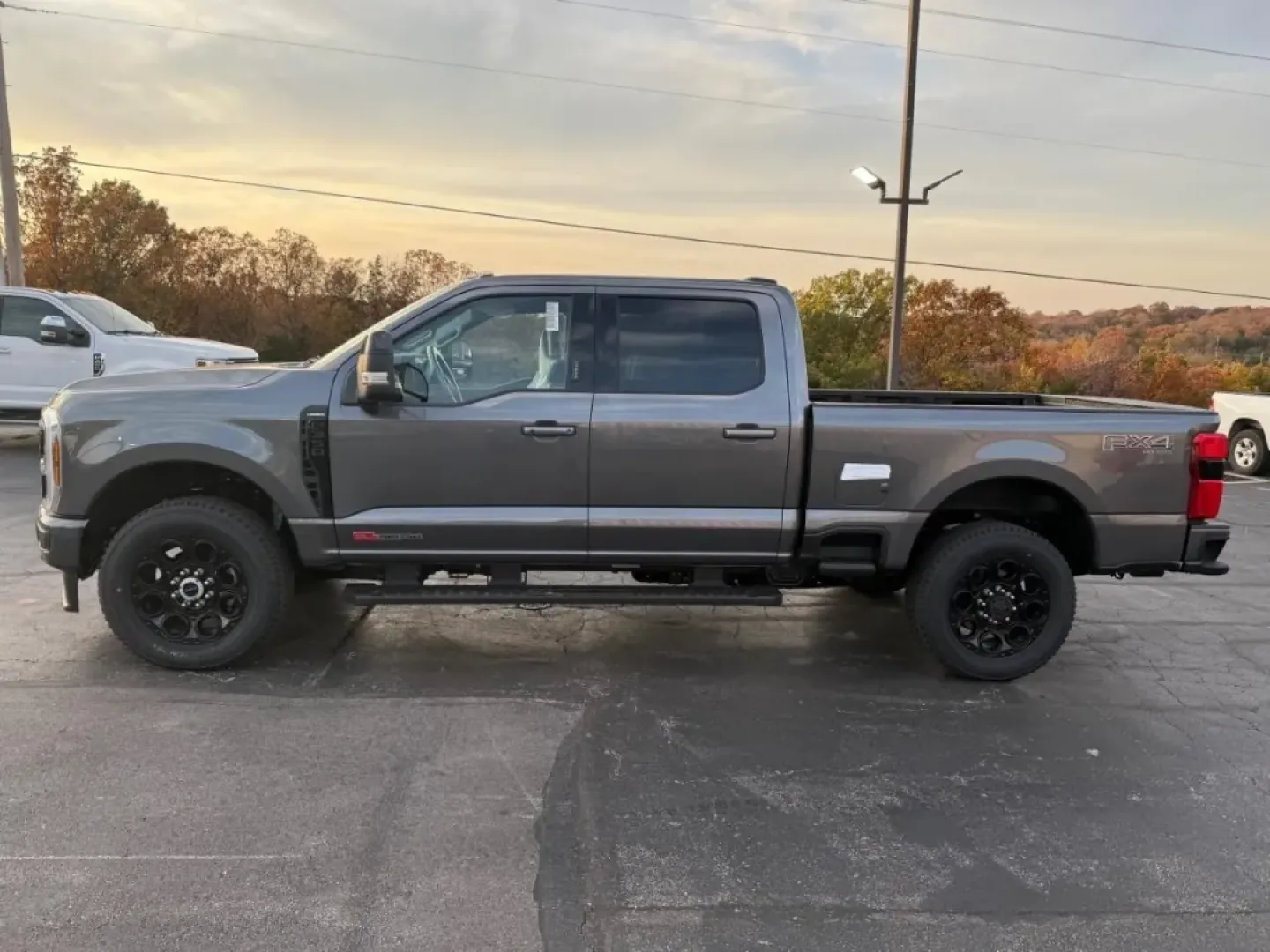 2026 /Black Onyx Ford F-350SD Lariat (1FT8W3BM7TE) with an 6.7L engine, located at 12836 Highway 21, De Soto, MO, 63020, (636) 337-7777, 38.151867, -90.575615 - Are you ready to elevate your lifestyle and tackle your toughest adventures? Look no further than this striking 2026 Ford Super Duty F-350 SRW, available now at Pettus Ford De Soto! Perfect for weekend warriors, busy professionals, and growing families alike, this robust truck is designed to deliver - Photo#36
