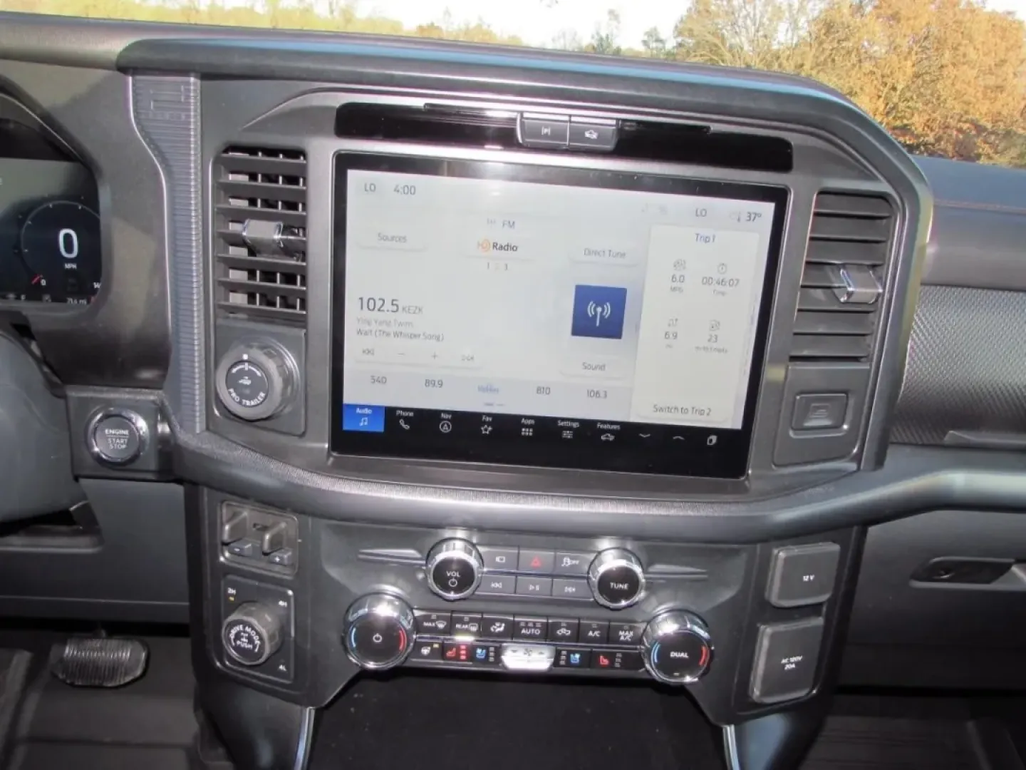 2025 /Black Ford F-150 Raptor (1FTFW1RG4SF) with an 3.5L V6 EcoBoost High Output engine, Automatic transmission, located at 12836 Highway 21, De Soto, MO, 63020, (636) 337-7777, 38.151867, -90.575615 - Are you ready to elevate your weekend adventures or tackle those tough commutes in style and power? Look no further than the exceptional 2025 Ford F-150 Raptor available at Pettus Ford De Soto. This rugged yet refined truck is the ultimate companion for anyone who craves both capability and comfort. - Photo#24