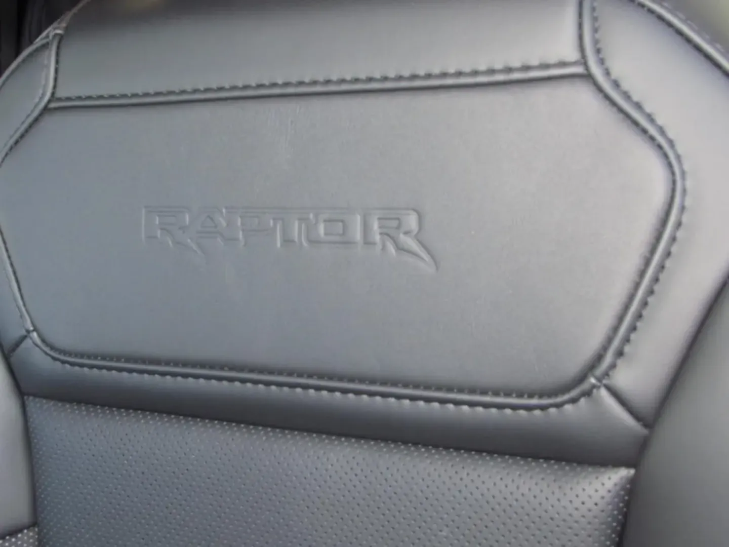 2025 /Black Ford F-150 Raptor (1FTFW1RG4SF) with an 3.5L V6 EcoBoost High Output engine, Automatic transmission, located at 12836 Highway 21, De Soto, MO, 63020, (636) 337-7777, 38.151867, -90.575615 - Are you ready to elevate your weekend adventures or tackle those tough commutes in style and power? Look no further than the exceptional 2025 Ford F-150 Raptor available at Pettus Ford De Soto. This rugged yet refined truck is the ultimate companion for anyone who craves both capability and comfort. - Photo#33