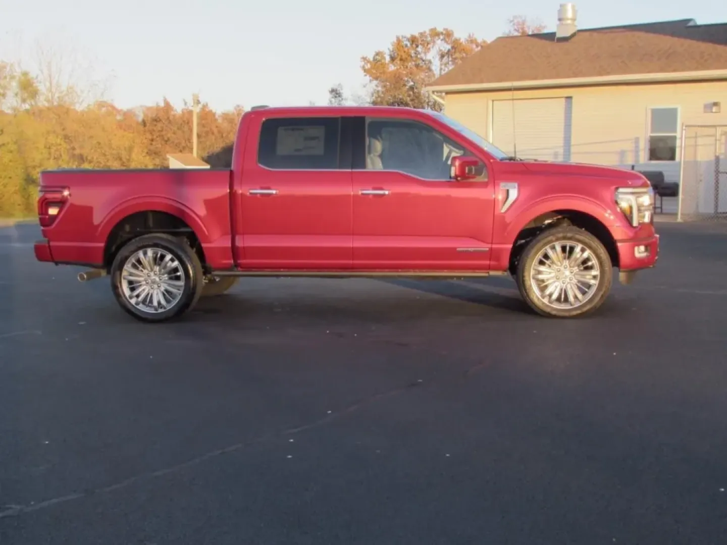 2025 /Smoked Truffle Ford F-150 Platinum (1FTFW7LD0SF) with an 3.5L V6 engine, located at 12836 Highway 21, De Soto, MO, 63020, (636) 337-7777, 38.151867, -90.575615 - **Unleash the Power of Possibility: Your Adventure Awaits with the 2025 Ford F-150 Platinum**<br /> <br /> Are you ready to elevate your lifestyle and take on the road ahead? Look no further than this stunning 2025 Ford F-150 Platinum, perfectly designed for both work and play. Whether you're naviga - Photo#7