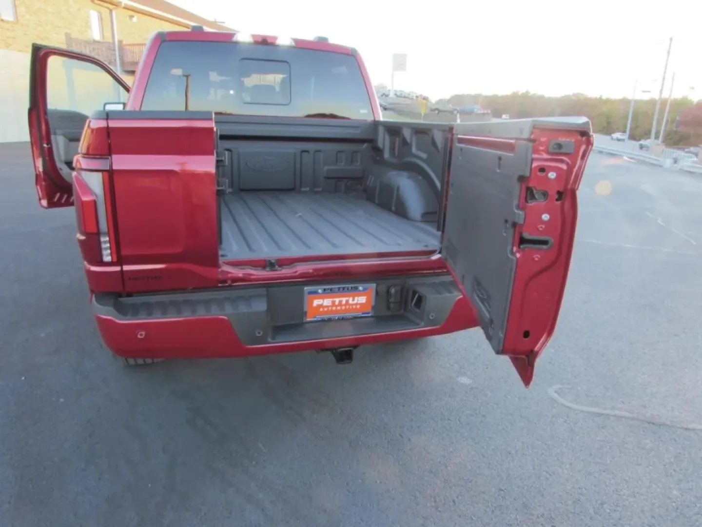 2025 /Smoked Truffle Ford F-150 Platinum (1FTFW7LD0SF) with an 3.5L V6 engine, located at 12836 Highway 21, De Soto, MO, 63020, (636) 337-7777, 38.151867, -90.575615 - **Unleash the Power of Possibility: Your Adventure Awaits with the 2025 Ford F-150 Platinum**<br /> <br /> Are you ready to elevate your lifestyle and take on the road ahead? Look no further than this stunning 2025 Ford F-150 Platinum, perfectly designed for both work and play. Whether you're naviga - Photo#13