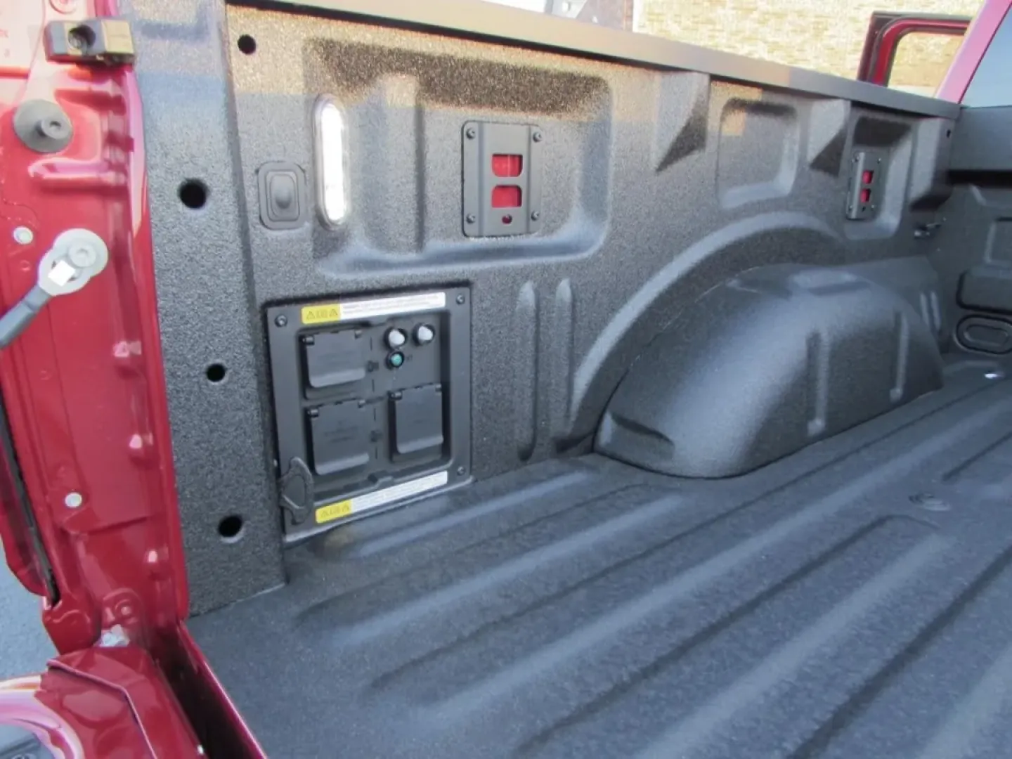 2025 /Smoked Truffle Ford F-150 Platinum (1FTFW7LD0SF) with an 3.5L V6 engine, located at 12836 Highway 21, De Soto, MO, 63020, (636) 337-7777, 38.151867, -90.575615 - **Unleash the Power of Possibility: Your Adventure Awaits with the 2025 Ford F-150 Platinum**<br /> <br /> Are you ready to elevate your lifestyle and take on the road ahead? Look no further than this stunning 2025 Ford F-150 Platinum, perfectly designed for both work and play. Whether you're naviga - Photo#15