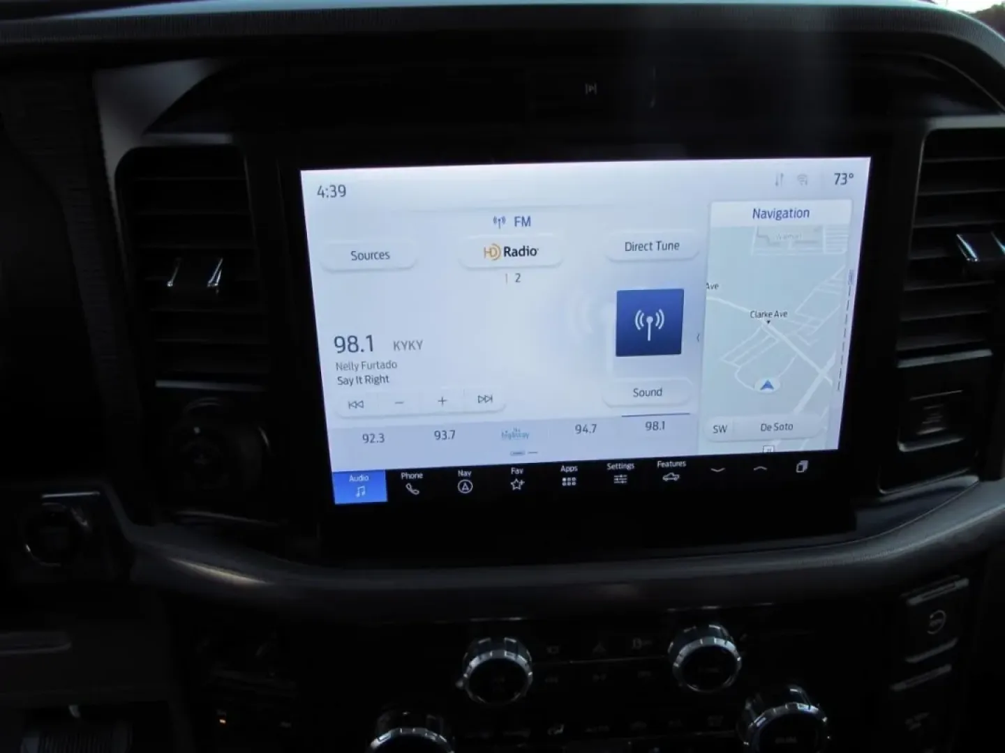 2025 /Smoked Truffle Ford F-150 Platinum (1FTFW7LD0SF) with an 3.5L V6 engine, located at 12836 Highway 21, De Soto, MO, 63020, (636) 337-7777, 38.151867, -90.575615 - **Unleash the Power of Possibility: Your Adventure Awaits with the 2025 Ford F-150 Platinum**<br /> <br /> Are you ready to elevate your lifestyle and take on the road ahead? Look no further than this stunning 2025 Ford F-150 Platinum, perfectly designed for both work and play. Whether you're naviga - Photo#25