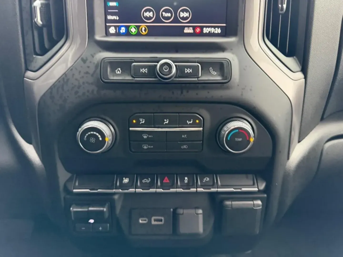 2022 /Jet Black Cloth Chevrolet Silverado 2500HD Custom (2GC4YME70N1) with an 6.6L V8 engine, located at 141 Commercial Dr, Fredericktown, MO, 63645, (573) 783-6432, 37.570087, -90.320648 - Are you ready to elevate your adventures and transform your daily commutes? Introducing the 2022 Chevrolet Silverado 2500HD, a robust truck designed for those who demand power, capability, and versatility without compromising on comfort. At Pettus Ford Fredericktown, your trusted OEM dealership loca - Photo#13