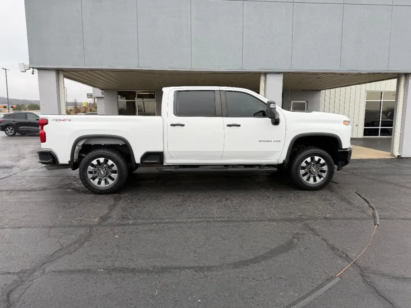 2022 /Jet Black Cloth Chevrolet Silverado 2500HD Custom (2GC4YME70N1) with an 6.6L V8 engine, located at 141 Commercial Dr, Fredericktown, MO, 63645, (573) 783-6432, 37.570087, -90.320648 - Are you ready to elevate your adventures and transform your daily commutes? Introducing the 2022 Chevrolet Silverado 2500HD, a robust truck designed for those who demand power, capability, and versatility without compromising on comfort. At Pettus Ford Fredericktown, your trusted OEM dealership loca - Photo#1