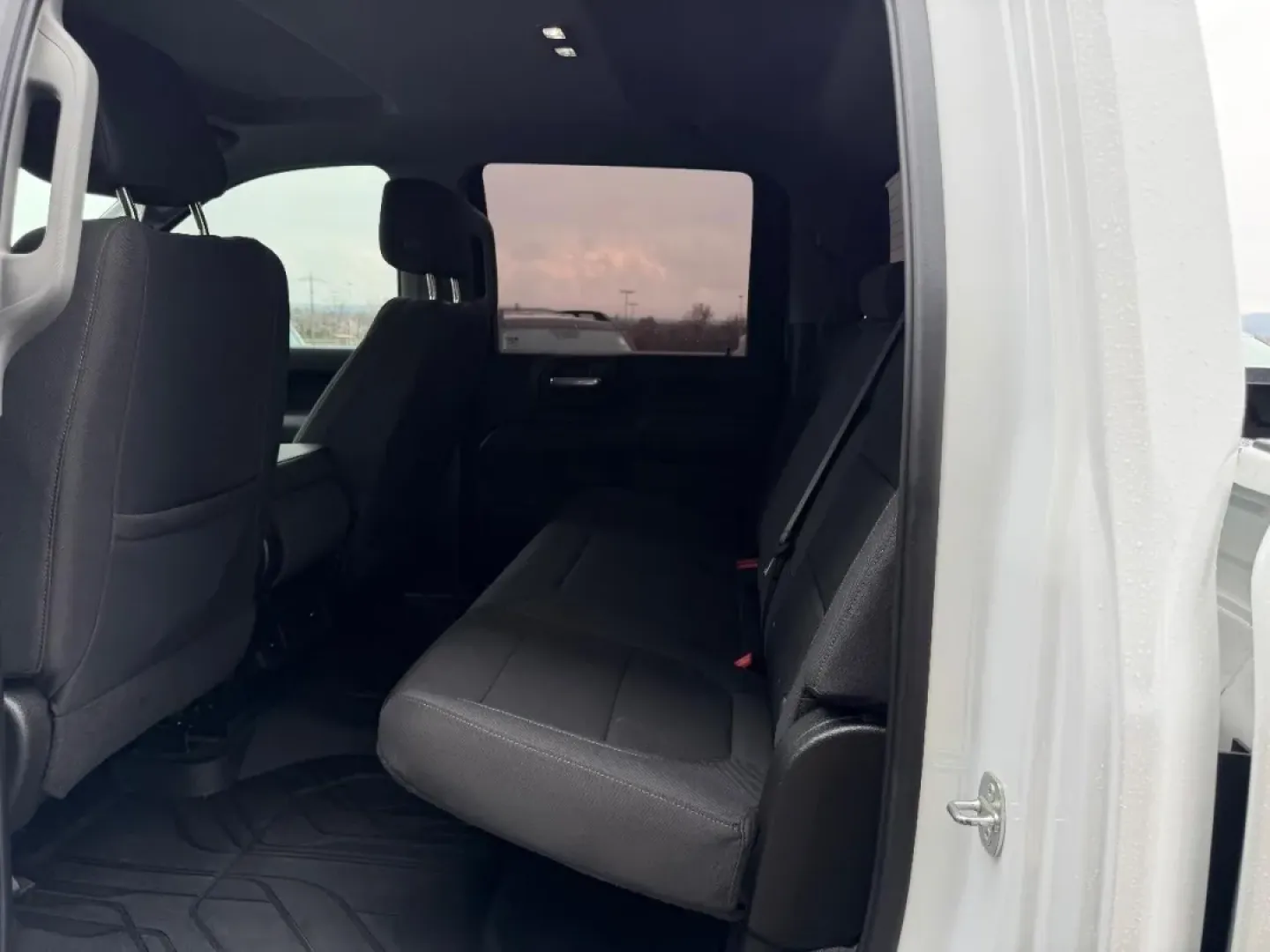 2022 /Jet Black Cloth Chevrolet Silverado 2500HD Custom (2GC4YME70N1) with an 6.6L V8 engine, located at 141 Commercial Dr, Fredericktown, MO, 63645, (573) 783-6432, 37.570087, -90.320648 - Are you ready to elevate your adventures and transform your daily commutes? Introducing the 2022 Chevrolet Silverado 2500HD, a robust truck designed for those who demand power, capability, and versatility without compromising on comfort. At Pettus Ford Fredericktown, your trusted OEM dealership loca - Photo#8