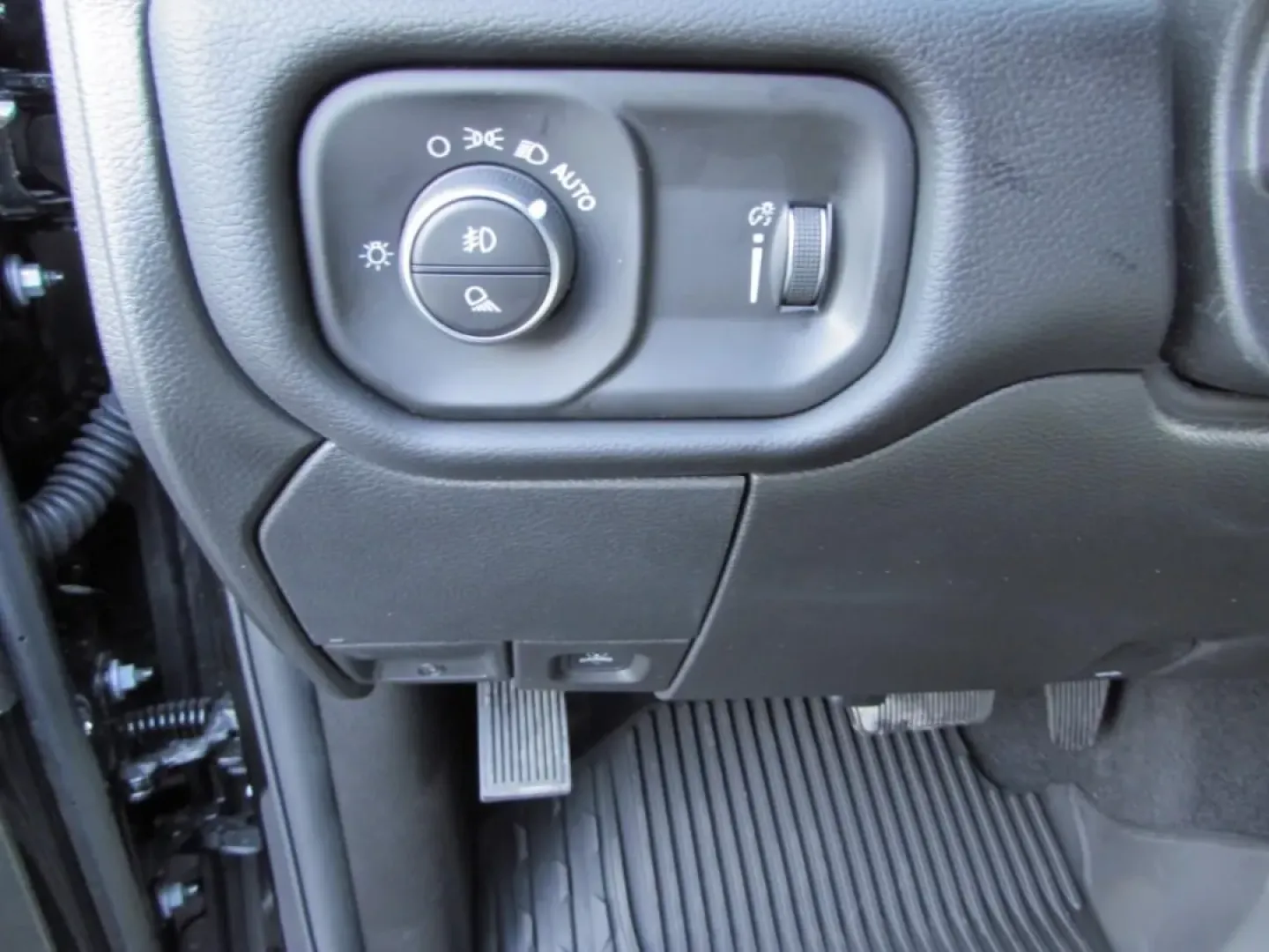 2026 /Black Ram 2500 Big Horn (3C63R5DL6TG) with an Other engine, located at 12830 Highway 21, De Soto, MO, 63020, (636) 337-7777, 38.153099, -90.573624 - **Conquer Every Adventure with the 2026 Ram 2500 Big Horn Your Ultimate Truck Awaits!**<br /> <br /> Are you ready to elevate your lifestyle with a vehicle that perfectly balances power, comfort, and versatility? The 2026 Ram 2500 Big Horn is designed for those who demand more from their ride-wheth - Photo#18