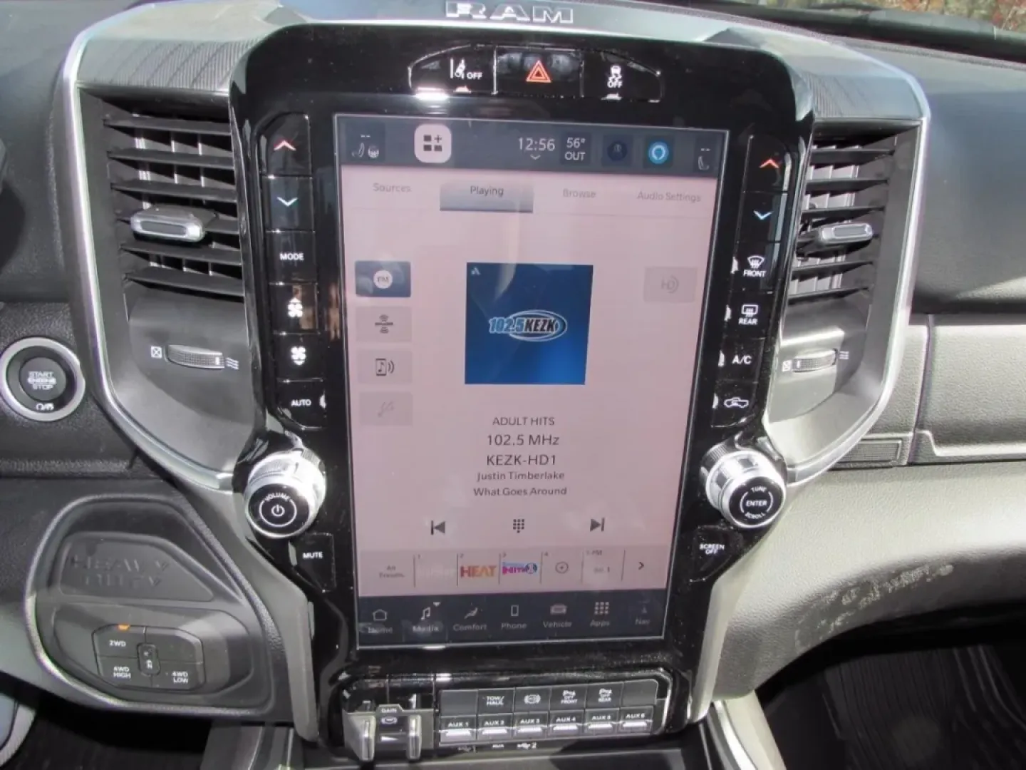 2026 /Black Ram 2500 Big Horn (3C63R5DL6TG) with an Other engine, located at 12830 Highway 21, De Soto, MO, 63020, (636) 337-7777, 38.153099, -90.573624 - **Conquer Every Adventure with the 2026 Ram 2500 Big Horn Your Ultimate Truck Awaits!**<br /> <br /> Are you ready to elevate your lifestyle with a vehicle that perfectly balances power, comfort, and versatility? The 2026 Ram 2500 Big Horn is designed for those who demand more from their ride-wheth - Photo#27