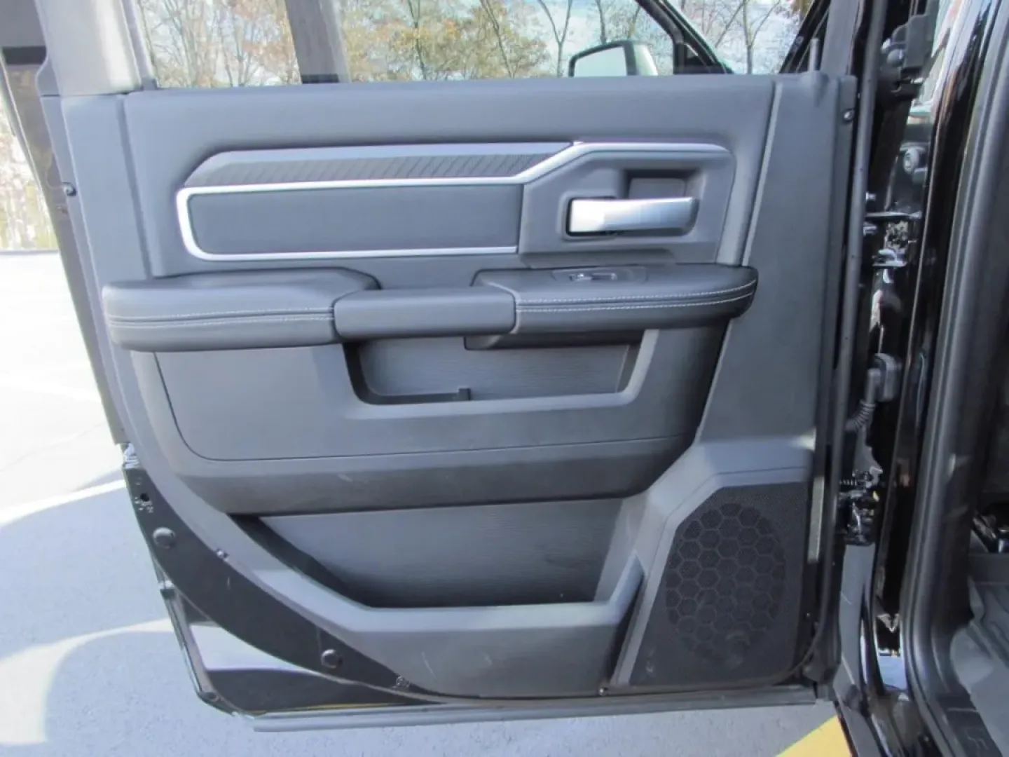 2026 /Black Ram 2500 Big Horn (3C63R5DL6TG) with an Other engine, located at 12830 Highway 21, De Soto, MO, 63020, (636) 337-7777, 38.153099, -90.573624 - **Conquer Every Adventure with the 2026 Ram 2500 Big Horn Your Ultimate Truck Awaits!**<br /> <br /> Are you ready to elevate your lifestyle with a vehicle that perfectly balances power, comfort, and versatility? The 2026 Ram 2500 Big Horn is designed for those who demand more from their ride-wheth - Photo#32