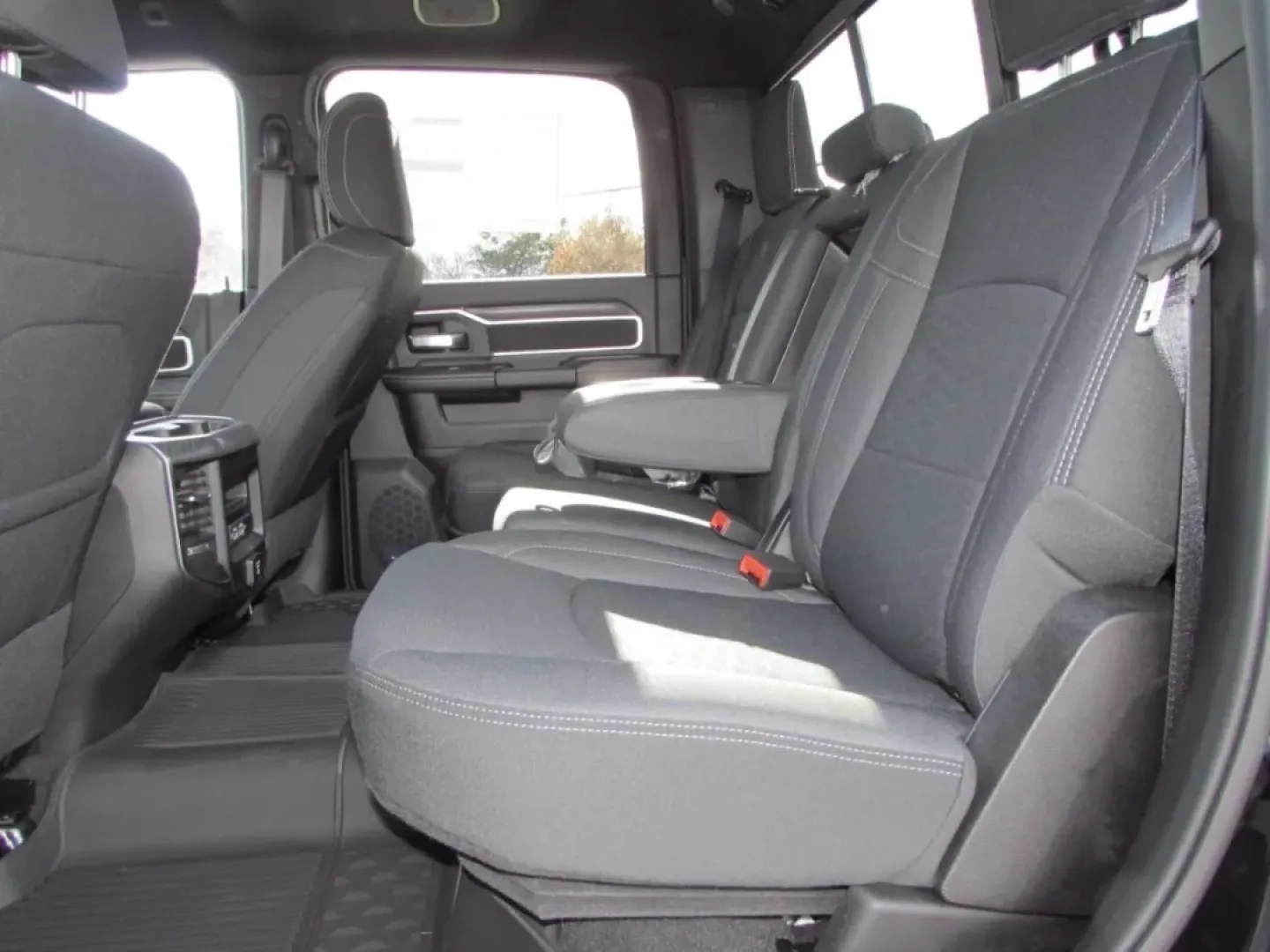 2026 /Black Ram 2500 Big Horn (3C63R5DL6TG) with an Other engine, located at 12830 Highway 21, De Soto, MO, 63020, (636) 337-7777, 38.153099, -90.573624 - **Conquer Every Adventure with the 2026 Ram 2500 Big Horn Your Ultimate Truck Awaits!**<br /> <br /> Are you ready to elevate your lifestyle with a vehicle that perfectly balances power, comfort, and versatility? The 2026 Ram 2500 Big Horn is designed for those who demand more from their ride-wheth - Photo#33