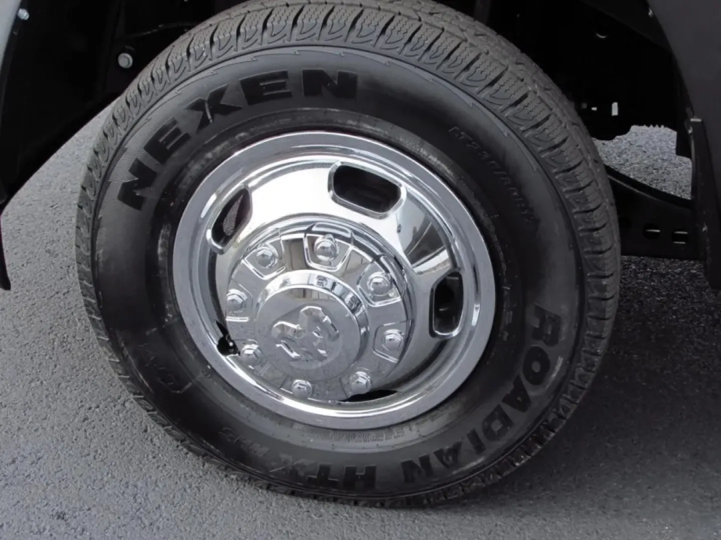 2026 /Black Ram 3500 Tradesman (3C63RRGLXTG) with an Other engine, located at 12830 Highway 21, De Soto, MO, 63020, (636) 337-7777, 38.153099, -90.573624 - **Unleash Your Adventure with the 2026 Ram 3500 Tradesman at Pettus CDJR DeSoto!**<br /> <br /> Are you ready to elevate your daily drive and tackle your weekend adventures with unrivaled power and performance? Look no further than the stunning 2026 Ram 3500 Tradesman, now available at Pettus CDJR D - Photo#11