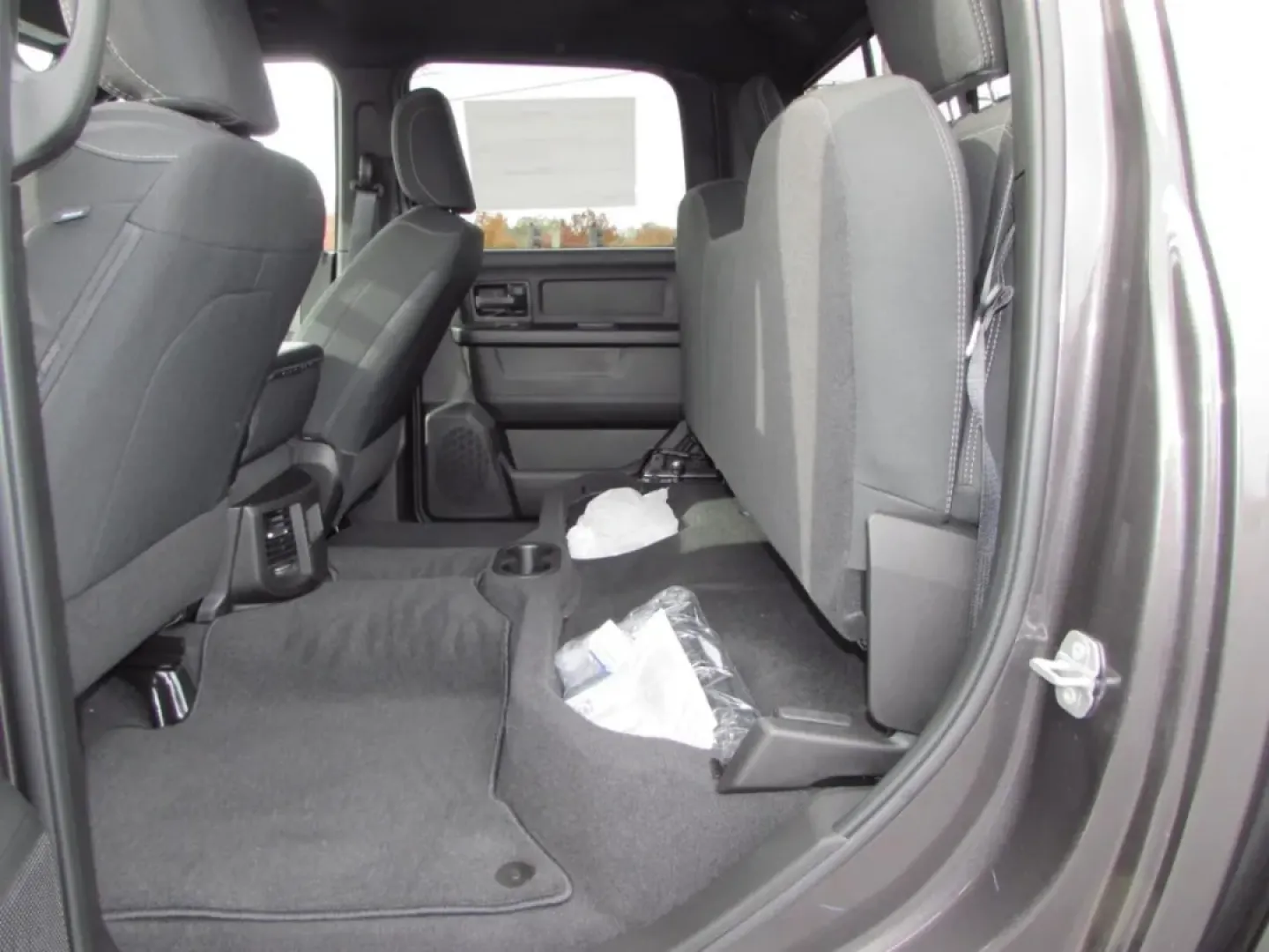 2026 /Black Ram 3500 Tradesman (3C63RRGLXTG) with an Other engine, located at 12830 Highway 21, De Soto, MO, 63020, (636) 337-7777, 38.153099, -90.573624 - **Unleash Your Adventure with the 2026 Ram 3500 Tradesman at Pettus CDJR DeSoto!**<br /> <br /> Are you ready to elevate your daily drive and tackle your weekend adventures with unrivaled power and performance? Look no further than the stunning 2026 Ram 3500 Tradesman, now available at Pettus CDJR D - Photo#33