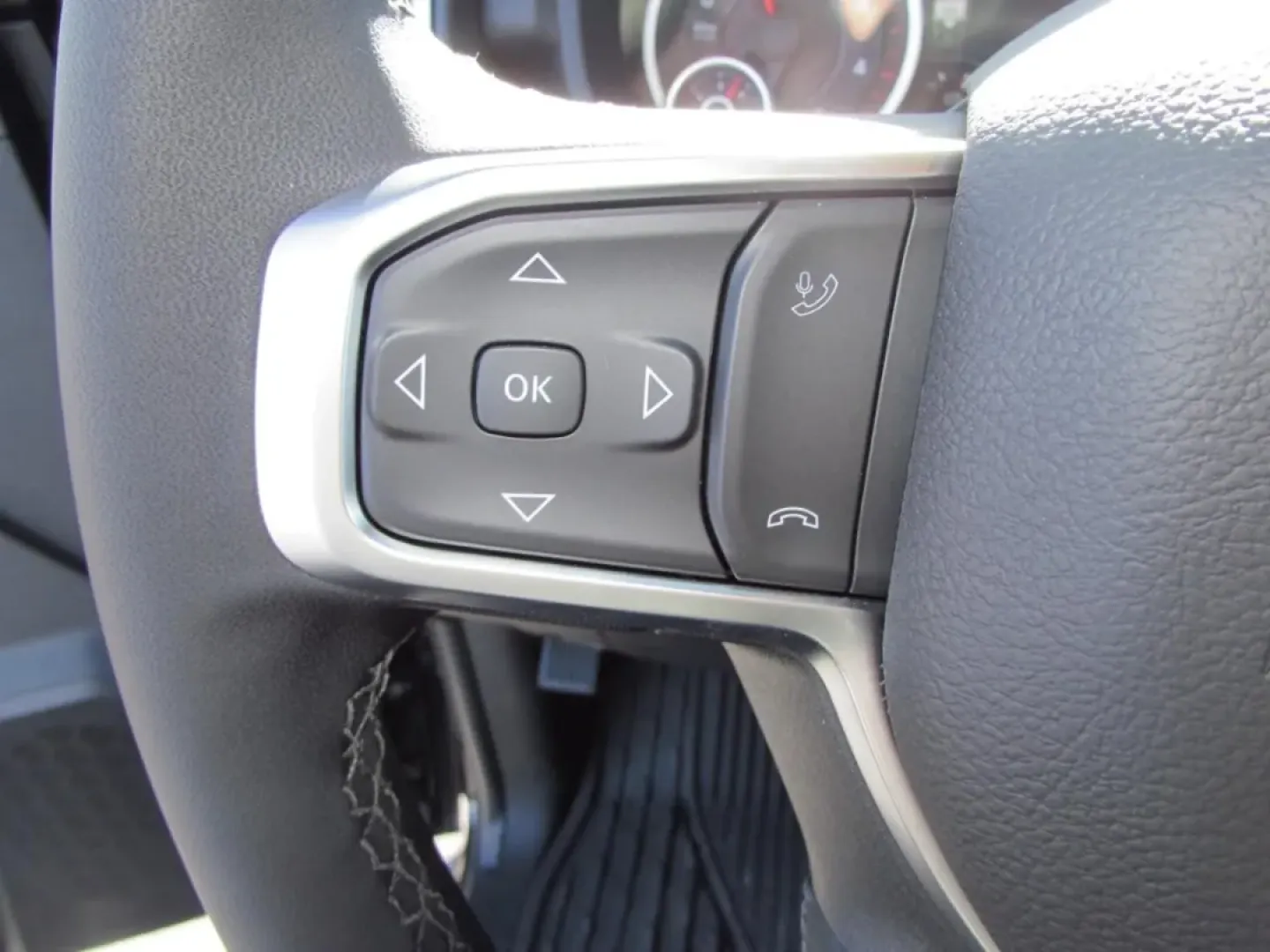 2026 /Black Ram 3500 Big Horn (3C63RRHL1TG) with an Other engine, located at 12830 Highway 21, De Soto, MO, 63020, (636) 337-7777, 38.153099, -90.573624 - **Unleash Adventure with the 2026 Ram 3500 Big Horn Your Ultimate Workhorse!**<br /> <br /> Are you ready to elevate your lifestyle and tackle any challenge that comes your way? Whether you're a weekend warrior seeking thrilling adventures, a tradesperson needing reliable performance, or a growing - Photo#20