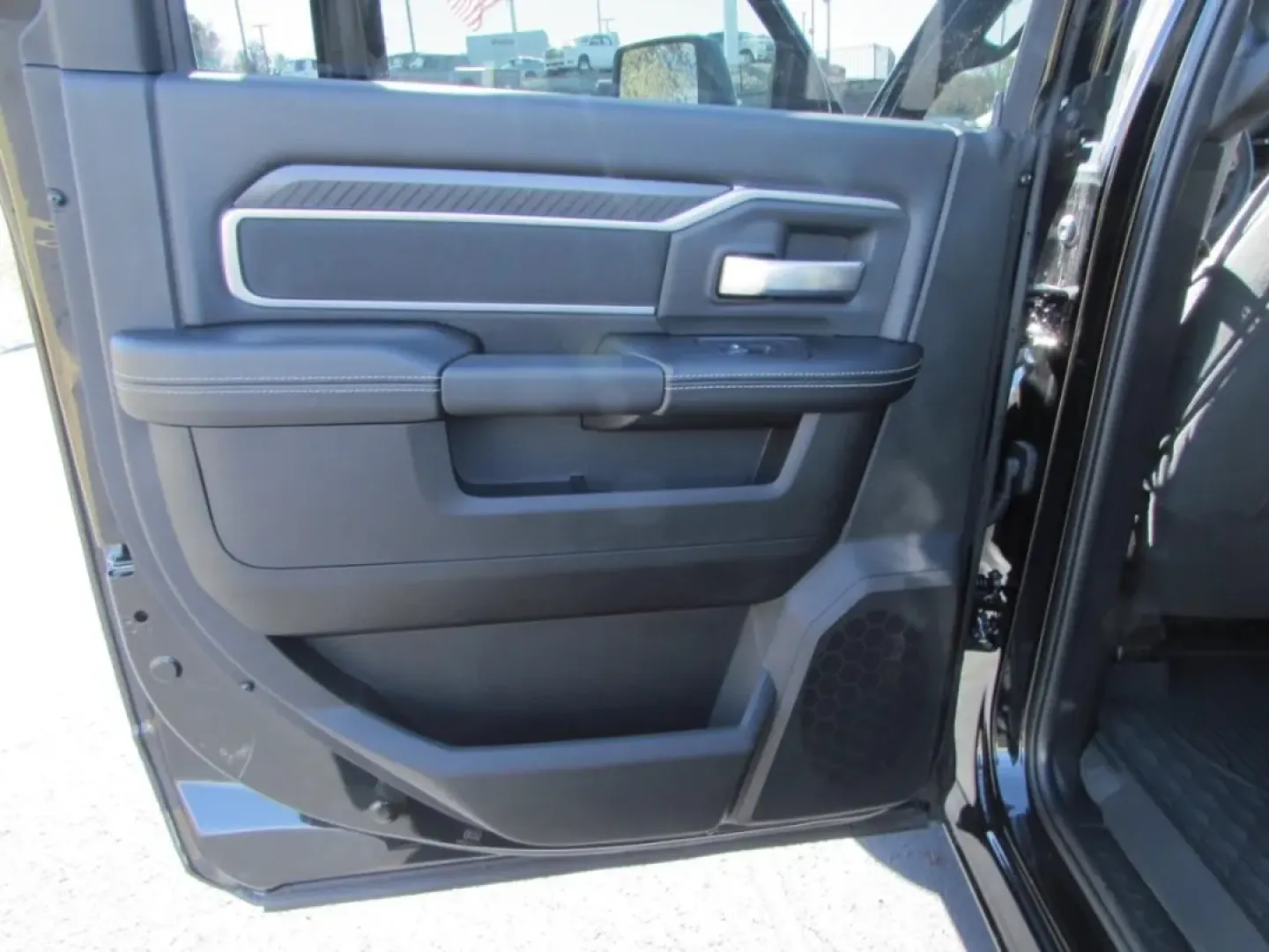 2026 /Black Ram 3500 Big Horn (3C63RRHL1TG) with an Other engine, located at 12830 Highway 21, De Soto, MO, 63020, (636) 337-7777, 38.153099, -90.573624 - **Unleash Adventure with the 2026 Ram 3500 Big Horn Your Ultimate Workhorse!**<br /> <br /> Are you ready to elevate your lifestyle and tackle any challenge that comes your way? Whether you're a weekend warrior seeking thrilling adventures, a tradesperson needing reliable performance, or a growing - Photo#30