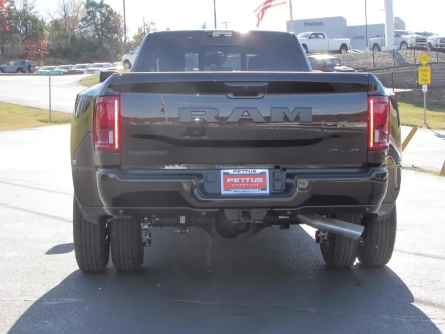 2026 /Black Ram 3500 Big Horn (3C63RRHL1TG) with an Other engine, located at 12830 Highway 21, De Soto, MO, 63020, (636) 337-7777, 38.153099, -90.573624 - **Unleash Adventure with the 2026 Ram 3500 Big Horn Your Ultimate Workhorse!**<br /> <br /> Are you ready to elevate your lifestyle and tackle any challenge that comes your way? Whether you're a weekend warrior seeking thrilling adventures, a tradesperson needing reliable performance, or a growing - Photo#5