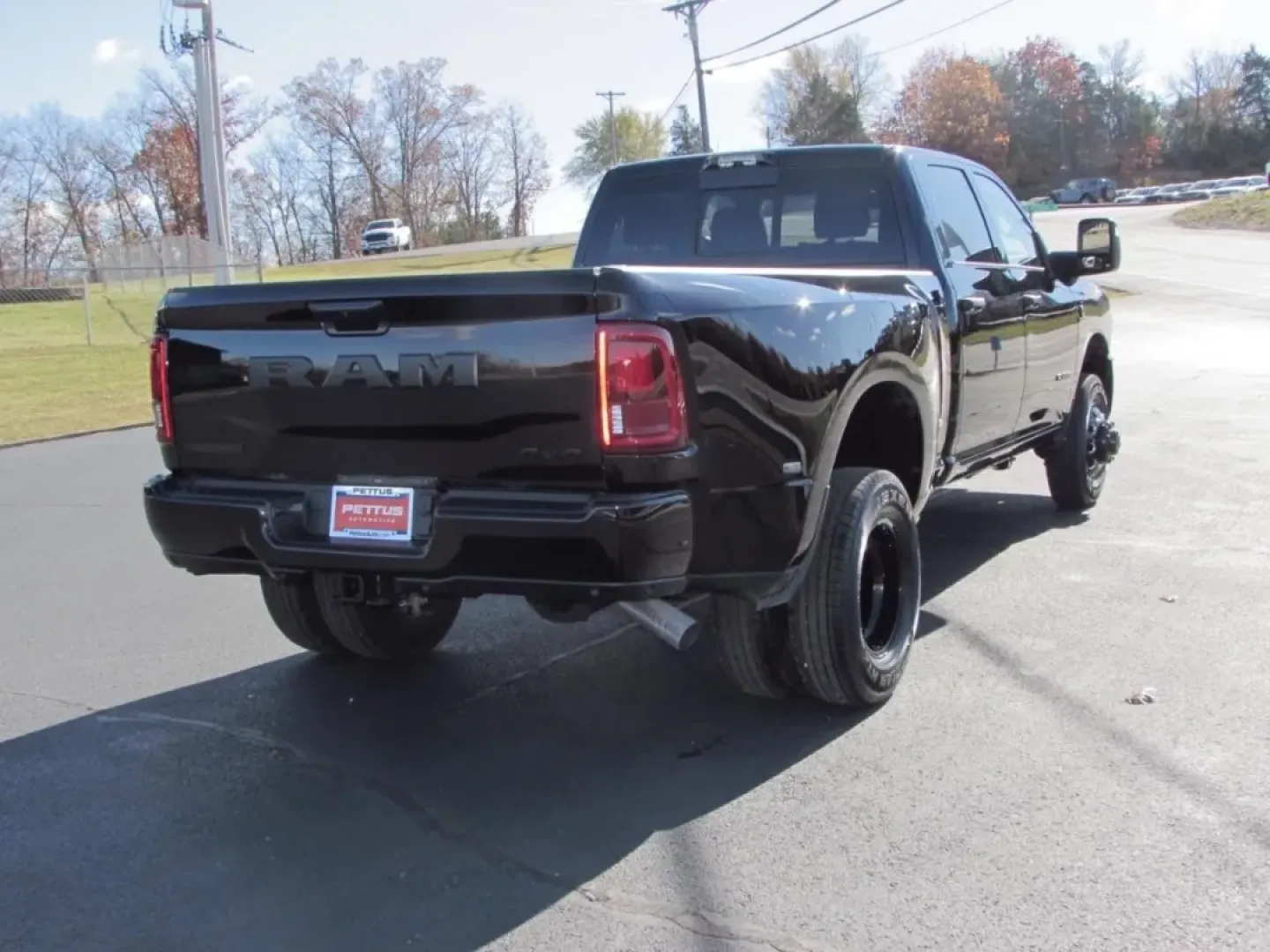 2026 /Black Ram 3500 Big Horn (3C63RRHL1TG) with an Other engine, located at 12830 Highway 21, De Soto, MO, 63020, (636) 337-7777, 38.153099, -90.573624 - **Unleash Adventure with the 2026 Ram 3500 Big Horn Your Ultimate Workhorse!**<br /> <br /> Are you ready to elevate your lifestyle and tackle any challenge that comes your way? Whether you're a weekend warrior seeking thrilling adventures, a tradesperson needing reliable performance, or a growing - Photo#6