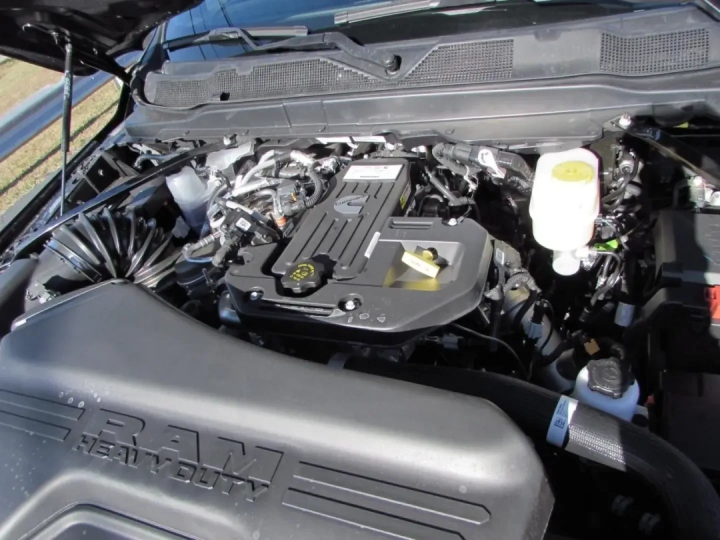 2026 /Black Ram 3500 Big Horn (3C63RRHL1TG) with an Other engine, located at 12830 Highway 21, De Soto, MO, 63020, (636) 337-7777, 38.153099, -90.573624 - **Unleash Adventure with the 2026 Ram 3500 Big Horn Your Ultimate Workhorse!**<br /> <br /> Are you ready to elevate your lifestyle and tackle any challenge that comes your way? Whether you're a weekend warrior seeking thrilling adventures, a tradesperson needing reliable performance, or a growing - Photo#8