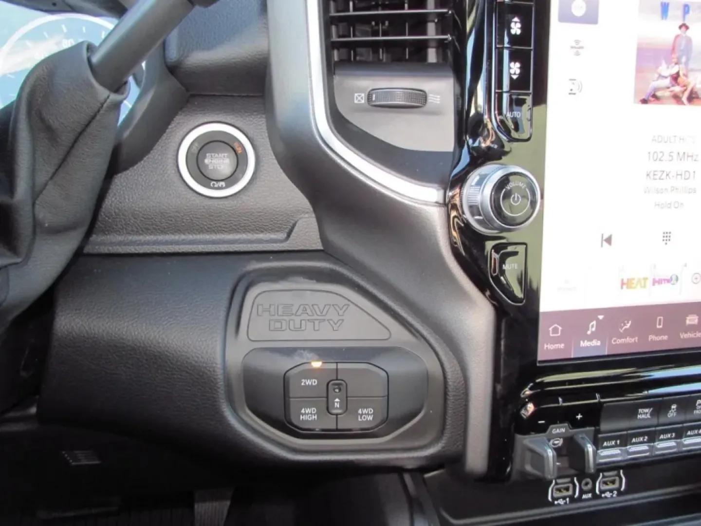 2026 /Black Ram 2500 Big Horn (3C6UR5DJ3TG) with an Other engine, located at 12830 Highway 21, De Soto, MO, 63020, (636) 337-7777, 38.153099, -90.573624 - Looking for a vehicle that can handle both your everyday needs and your weekend adventures? Look no further than the 2026 Ram 2500 Big Horn, available now at Pettus CDJR DeSoto, your trusted OEM dealership in De Soto, MO. With its robust capabilities, this truck is designed for those who crave depen - Photo#22