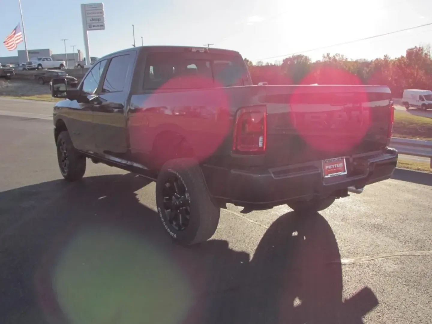 2026 /Black Ram 2500 Big Horn (3C6UR5DJ3TG) with an Other engine, located at 12830 Highway 21, De Soto, MO, 63020, (636) 337-7777, 38.153099, -90.573624 - Looking for a vehicle that can handle both your everyday needs and your weekend adventures? Look no further than the 2026 Ram 2500 Big Horn, available now at Pettus CDJR DeSoto, your trusted OEM dealership in De Soto, MO. With its robust capabilities, this truck is designed for those who crave depen - Photo#4