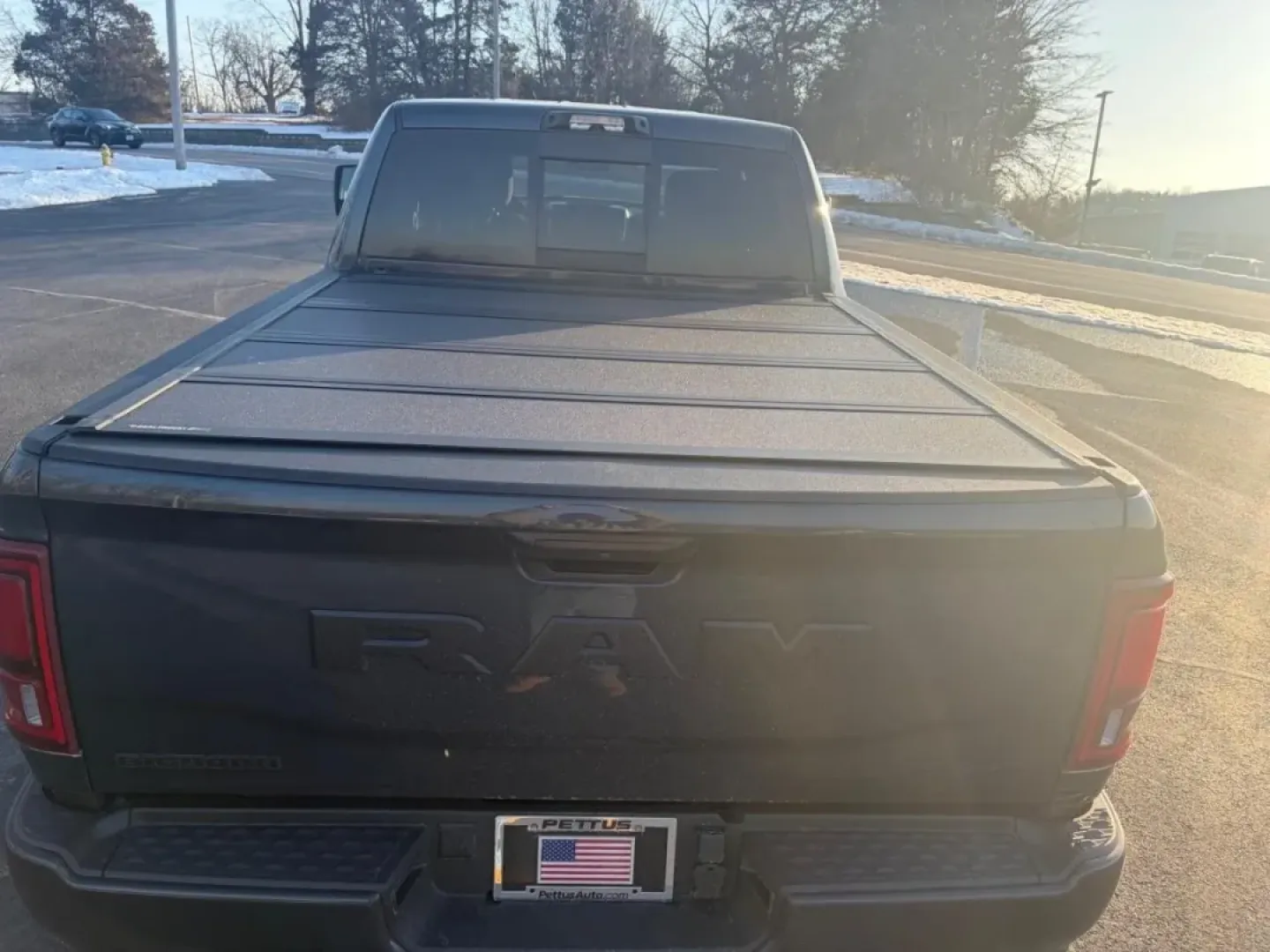 2026 /Black Ram 2500 Big Horn (3C6UR5DJ3TG) with an 6.4L V8 engine, 6A transmission, located at 12836 Highway 21, De Soto, MO, 63020, (636) 337-7777, 38.151867, -90.575615 - Looking for a vehicle that can handle both your everyday needs and your weekend adventures? Look no further than the 2026 Ram 2500 Big Horn, available now at Pettus CDJR DeSoto, your trusted OEM dealership in De Soto, MO. With its robust capabilities, this truck is designed for those who crave depen - Photo#2