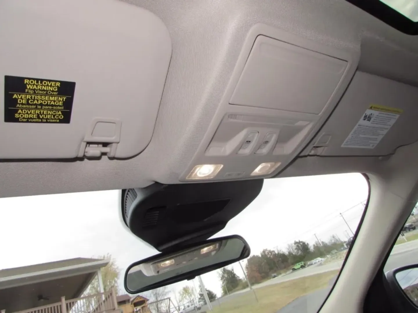 2020 /Ebony Ford Escape SE (1FMCU0G64LU) with an Other engine, Automatic transmission, located at 12836 Highway 21, De Soto, MO, 63020, (636) 337-7777, 38.151867, -90.575615 - Are you ready to elevate your lifestyle with the perfect vehicle? The 2020 Ford Escape SE is your ticket to adventure, whether you're commuting to work, embarking on weekend excursions, or just navigating the daily hustle with your growing family. At Pettus Ford De Soto, we understand that the right - Photo#13