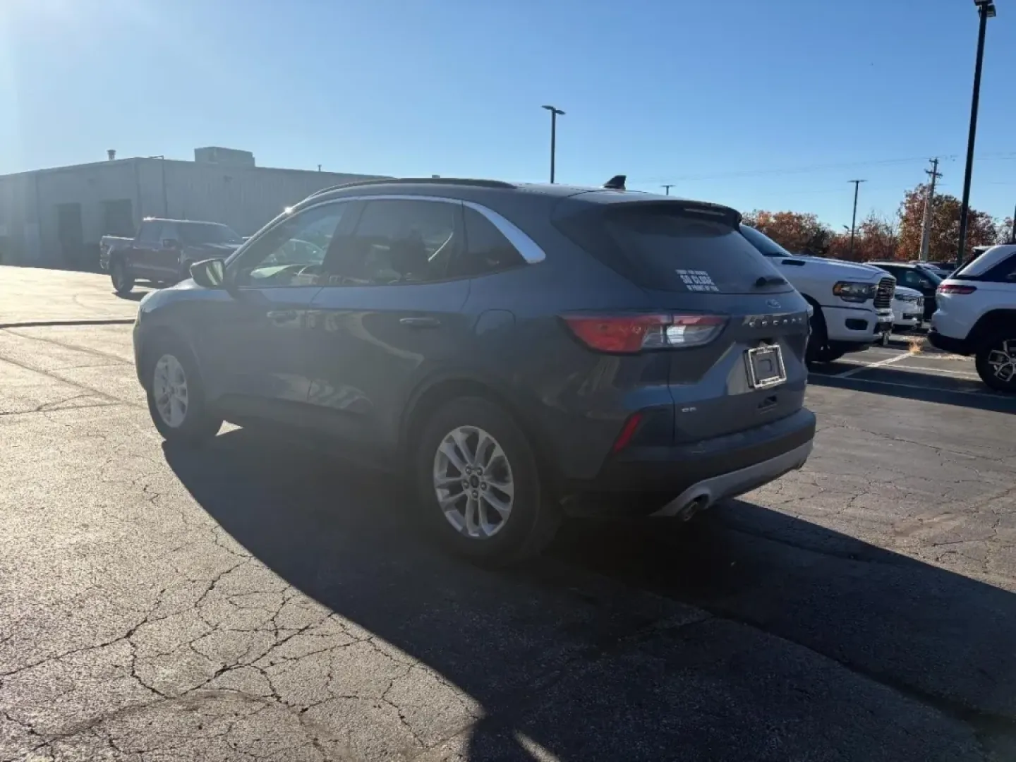2020 /Ebony Ford Escape SE (1FMCU0G64LU) with an Other engine, Automatic transmission, located at 12836 Highway 21, De Soto, MO, 63020, (636) 337-7777, 38.151867, -90.575615 - Are you ready to elevate your lifestyle with the perfect vehicle? The 2020 Ford Escape SE is your ticket to adventure, whether you're commuting to work, embarking on weekend excursions, or just navigating the daily hustle with your growing family. At Pettus Ford De Soto, we understand that the right - Photo#2