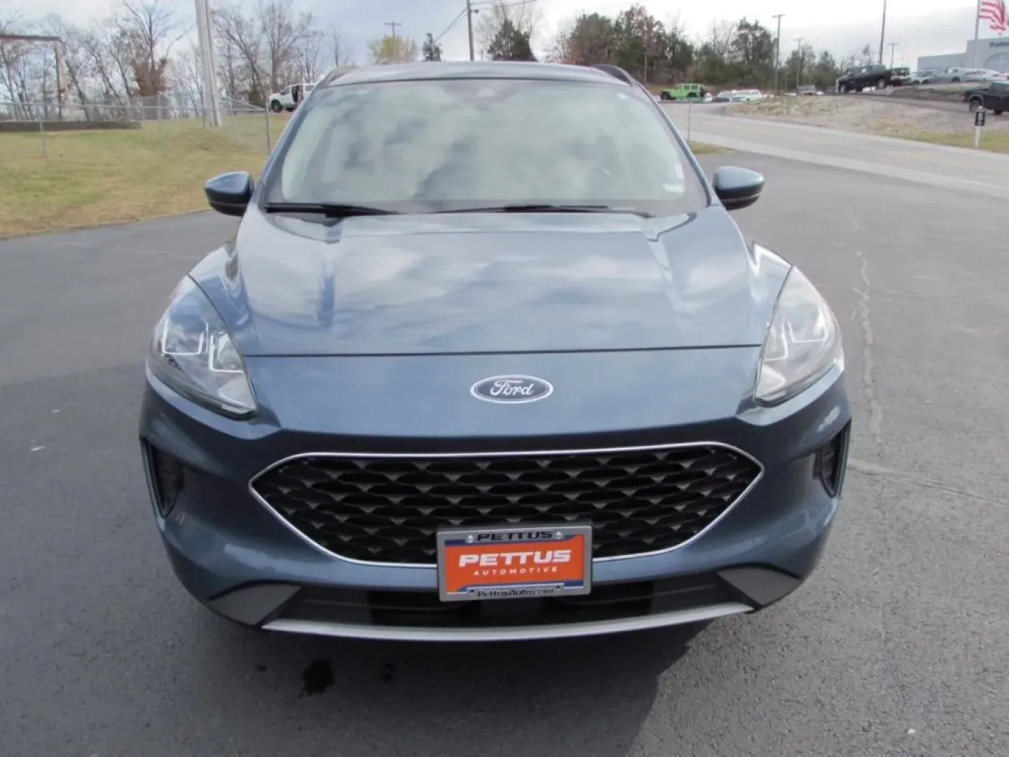 2020 /Ebony Ford Escape SE (1FMCU0G64LU) with an Other engine, Automatic transmission, located at 12836 Highway 21, De Soto, MO, 63020, (636) 337-7777, 38.151867, -90.575615 - Are you ready to elevate your lifestyle with the perfect vehicle? The 2020 Ford Escape SE is your ticket to adventure, whether you're commuting to work, embarking on weekend excursions, or just navigating the daily hustle with your growing family. At Pettus Ford De Soto, we understand that the right - Photo#26