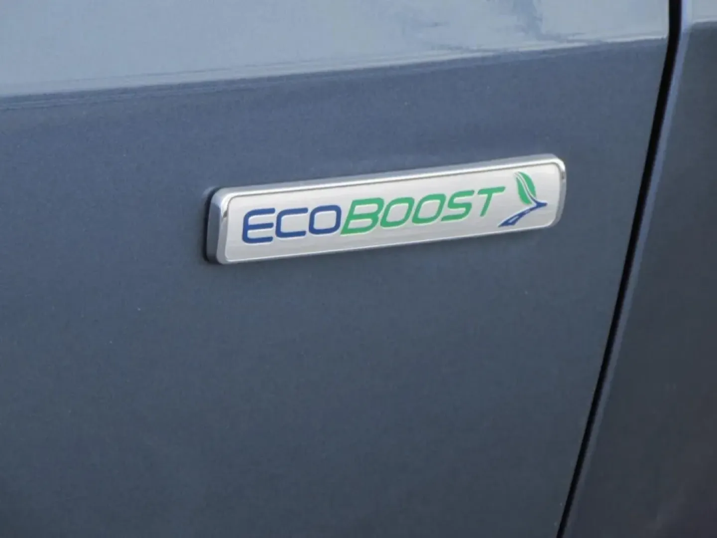 2020 /Ebony Ford Escape SE (1FMCU0G64LU) with an Other engine, Automatic transmission, located at 12836 Highway 21, De Soto, MO, 63020, (636) 337-7777, 38.151867, -90.575615 - Are you ready to elevate your lifestyle with the perfect vehicle? The 2020 Ford Escape SE is your ticket to adventure, whether you're commuting to work, embarking on weekend excursions, or just navigating the daily hustle with your growing family. At Pettus Ford De Soto, we understand that the right - Photo#5