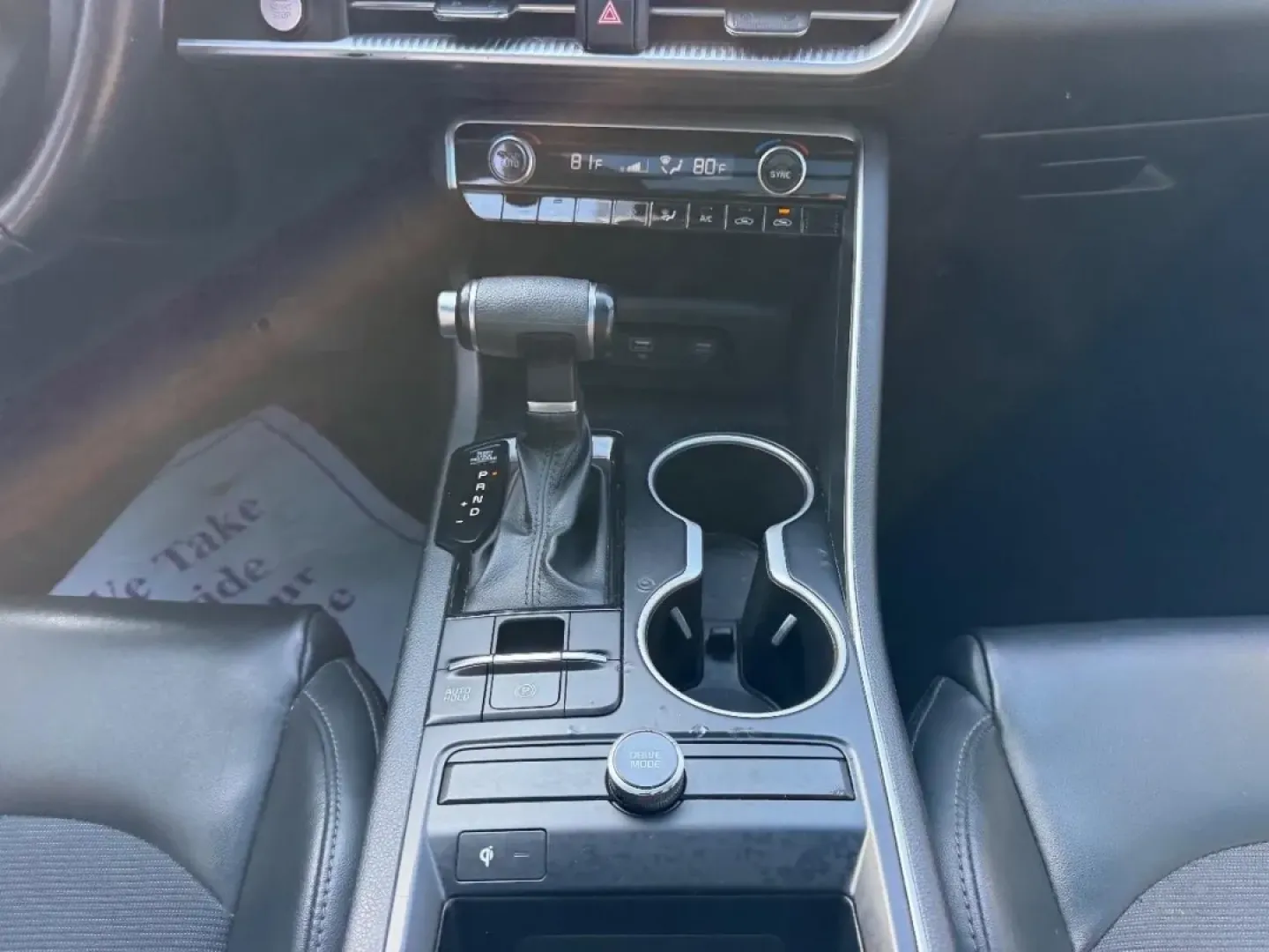 2022 /Black Leather Kia K5 GT-Line (5XXG64J20NG) with an 1.6L Turbo GDI DOHC I4 engine, Automatic transmission, located at 970 Woodlawn Dr., Farmington, MO, 63640, (573) 431-7800, 37.825642, -90.468674 - Discover the perfect blend of style, efficiency, and comfort with the 2022 Kia K5 GT-Line, an exceptional choice for those seeking a reliable yet luxurious ride. Whether you're commuting to work, taking the family on a weekend getaway, or simply running errands around Farmington, MO, this four-door - Photo#16