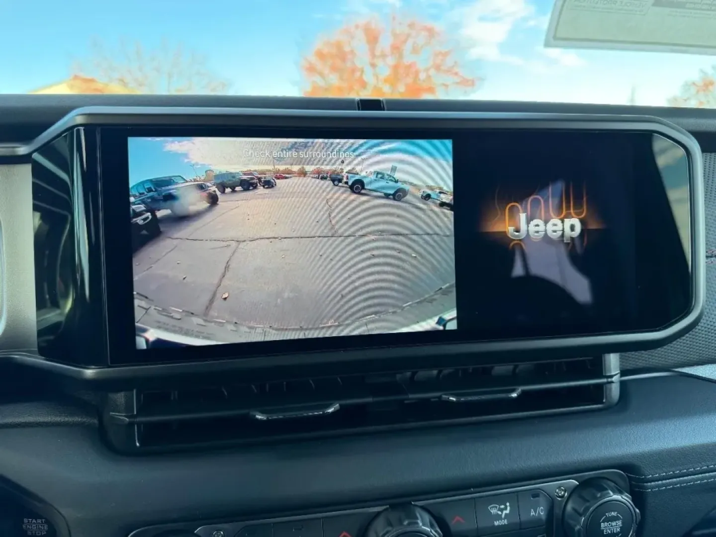 2026 /Black Leather Jeep Wrangler Rubicon (1C4PJXFG6TW) with an 3.6L V6 engine, located at 970 Woodlawn Dr., Farmington, MO, 63640, (573) 431-7800, 37.825642, -90.468674 - **Unleash Your Adventurous Spirit with the 2026 Jeep Wrangler Rubicon at Pettus CDJR Farmington!**<br /> <br /> Are you ready to conquer the great outdoors or tackle your daily commute with style? The 2026 Jeep Wrangler Rubicon is the perfect blend of rugged capability and modern comfort, making it - Photo#20