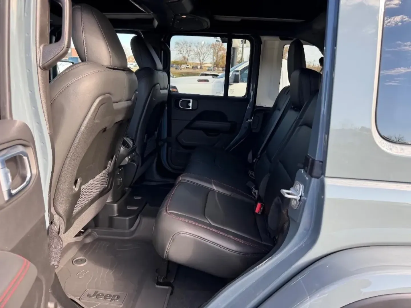 2026 /Black Leather Jeep Wrangler Rubicon X (1C4RJXFG3TW) with an 3.6L V6 engine, located at 970 Woodlawn Dr., Farmington, MO, 63640, (573) 431-7800, 37.825642, -90.468674 - **Unleash Your Adventurous Spirit with the 2026 Jeep Wrangler Rubicon X!** <br /> <br /> Are you ready to conquer the great outdoors and embark on unforgettable journeys with family and friends? The 2026 Jeep Wrangler Rubicon X, available at Pettus CDJR Farmington, is your ultimate companion for wee - Photo#8