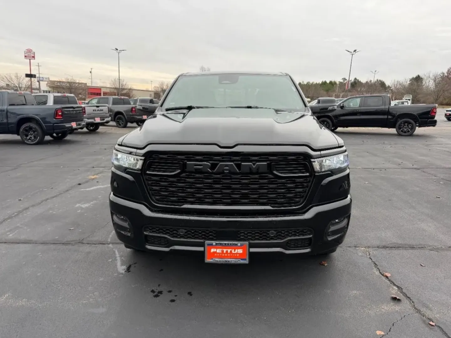 2026 /Black Cloth Ram 1500 Big Horn/Lone Star (1C6SRFFP7TN) with an 3.0L Straight 6 engine, located at 970 Woodlawn Dr., Farmington, MO, 63640, (573) 431-7800, 37.825642, -90.468674 - NEW 2026 Ram 1500 Big Horn/Lone Star from Pettus CDJR Farmington, Farmington MO. - Photo#7