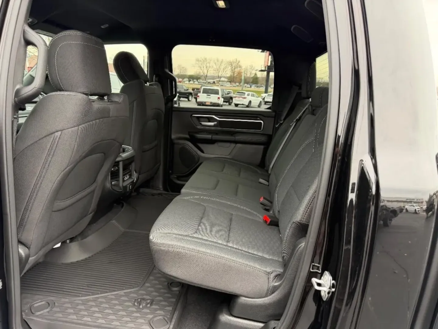 2026 /Black Cloth Ram 1500 Big Horn/Lone Star (1C6SRFFP7TN) with an 3.0L Straight 6 engine, located at 970 Woodlawn Dr., Farmington, MO, 63640, (573) 431-7800, 37.825642, -90.468674 - NEW 2026 Ram 1500 Big Horn/Lone Star from Pettus CDJR Farmington, Farmington MO. - Photo#8