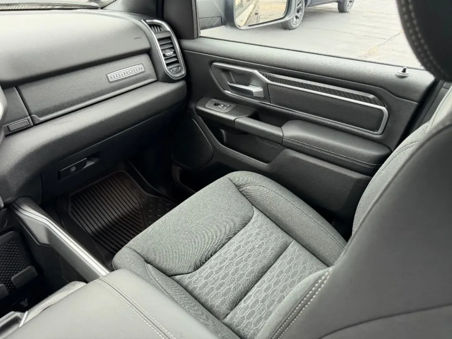 2026 /Black Cloth Ram 1500 Big Horn/Lone Star (1C6SRFFP7TN) with an 3.0L Straight 6 engine, located at 970 Woodlawn Dr., Farmington, MO, 63640, (573) 431-7800, 37.825642, -90.468674 - NEW 2026 Ram 1500 Big Horn/Lone Star from Pettus CDJR Farmington, Farmington MO. - Photo#16