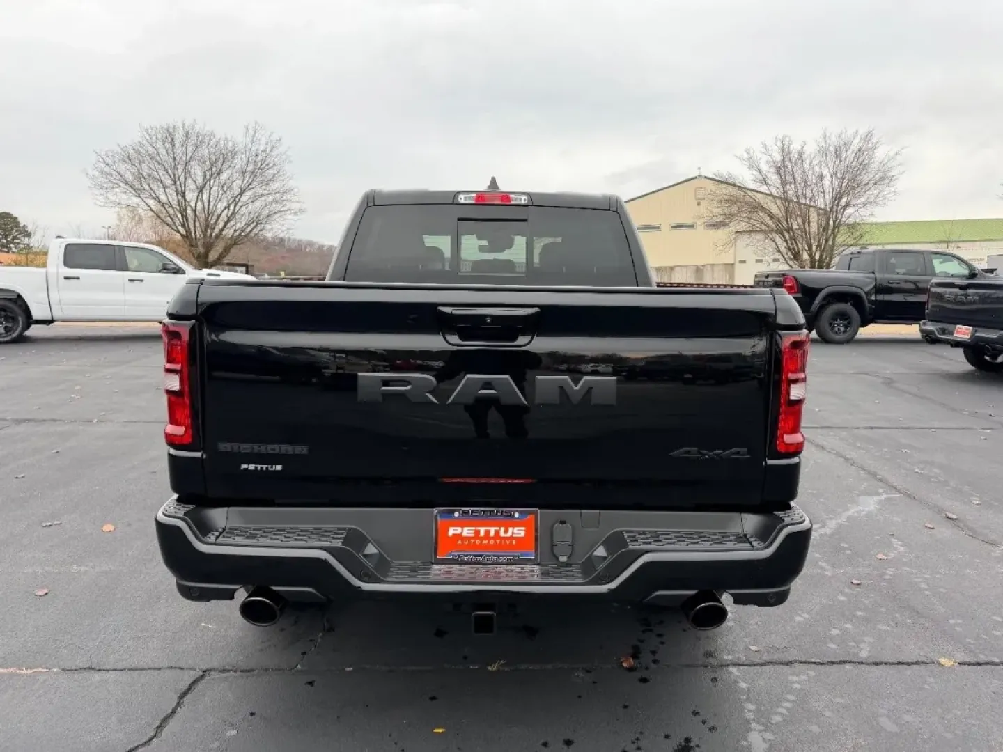 2026 /Black Cloth Ram 1500 Big Horn/Lone Star (1C6SRFFP7TN) with an 3.0L Straight 6 engine, located at 970 Woodlawn Dr., Farmington, MO, 63640, (573) 431-7800, 37.825642, -90.468674 - NEW 2026 Ram 1500 Big Horn/Lone Star from Pettus CDJR Farmington, Farmington MO. - Photo#3