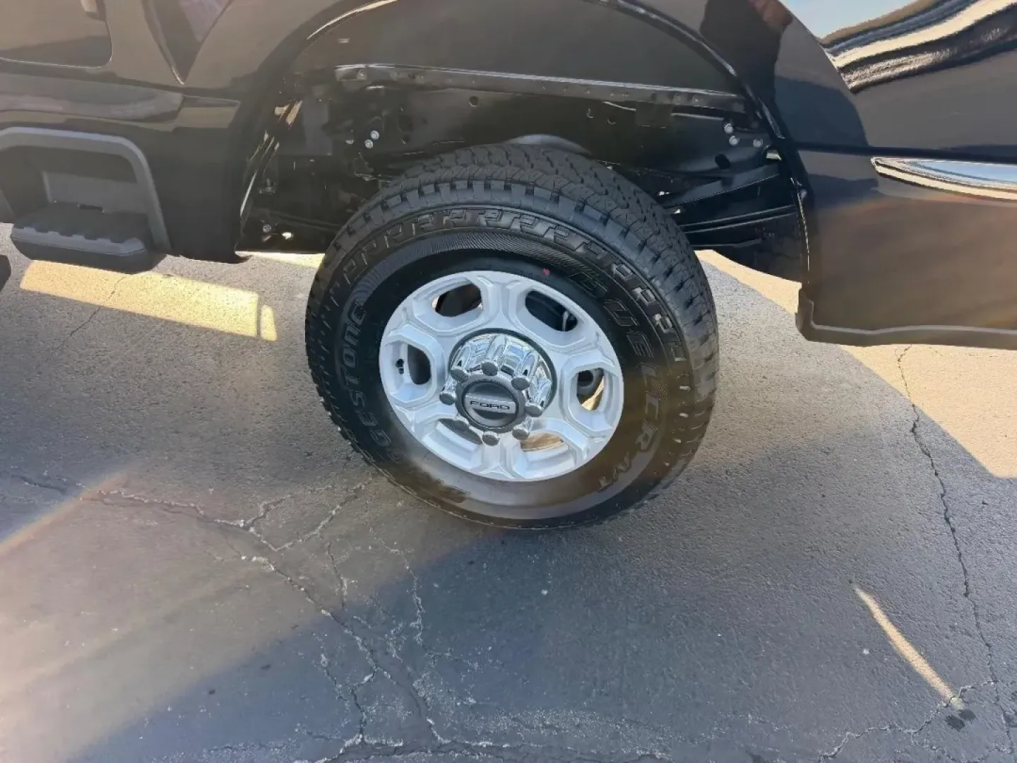 2026 /Medium Dark Slate Cloth Ford F-250SD XLT (1FT7W2BN4TE) with an 7.3L engine, located at 141 Commercial Dr, Fredericktown, MO, 63645, (573) 783-6432, 37.570087, -90.320648 - **Get Ready for Adventure with the 2026 Ford Super Duty F-250 SRW: The Ultimate Truck for Every Lifestyle!**<br /> <br /> Are you searching for a powerful and reliable truck that can handle everything from family road trips to rugged off-road adventures? Look no further than the 2026 Ford Super Duty - Photo#5