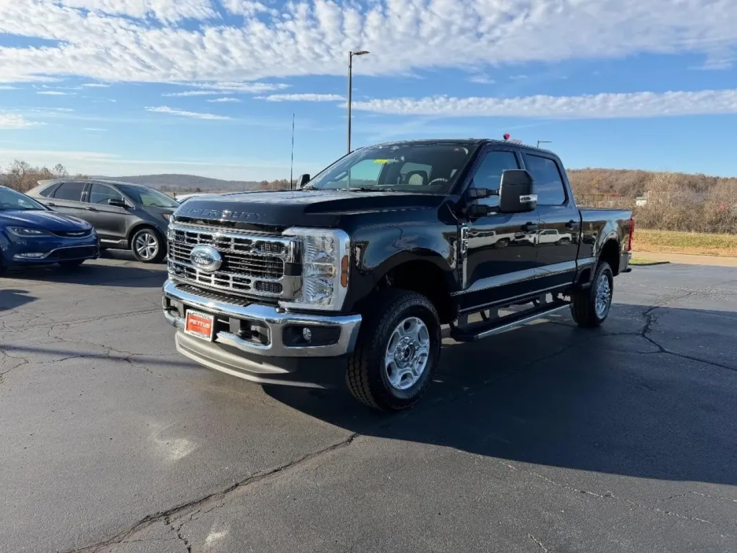 2026 /Medium Dark Slate Cloth Ford F-250SD XLT (1FT7W2BN4TE) with an 7.3L engine, located at 141 Commercial Dr, Fredericktown, MO, 63645, (573) 783-6432, 37.570087, -90.320648 - **Get Ready for Adventure with the 2026 Ford Super Duty F-250 SRW: The Ultimate Truck for Every Lifestyle!**<br /> <br /> Are you searching for a powerful and reliable truck that can handle everything from family road trips to rugged off-road adventures? Look no further than the 2026 Ford Super Duty - Photo#6
