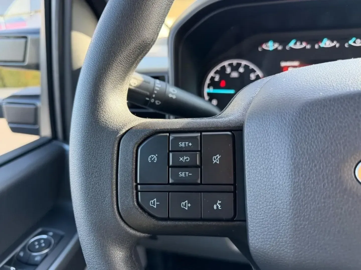 2026 /Medium Dark Slate Cloth Ford F-250SD XLT (1FT7W2BN4TE) with an 7.3L engine, located at 141 Commercial Dr, Fredericktown, MO, 63645, (573) 783-6432, 37.570087, -90.320648 - **Get Ready for Adventure with the 2026 Ford Super Duty F-250 SRW: The Ultimate Truck for Every Lifestyle!**<br /> <br /> Are you searching for a powerful and reliable truck that can handle everything from family road trips to rugged off-road adventures? Look no further than the 2026 Ford Super Duty - Photo#11