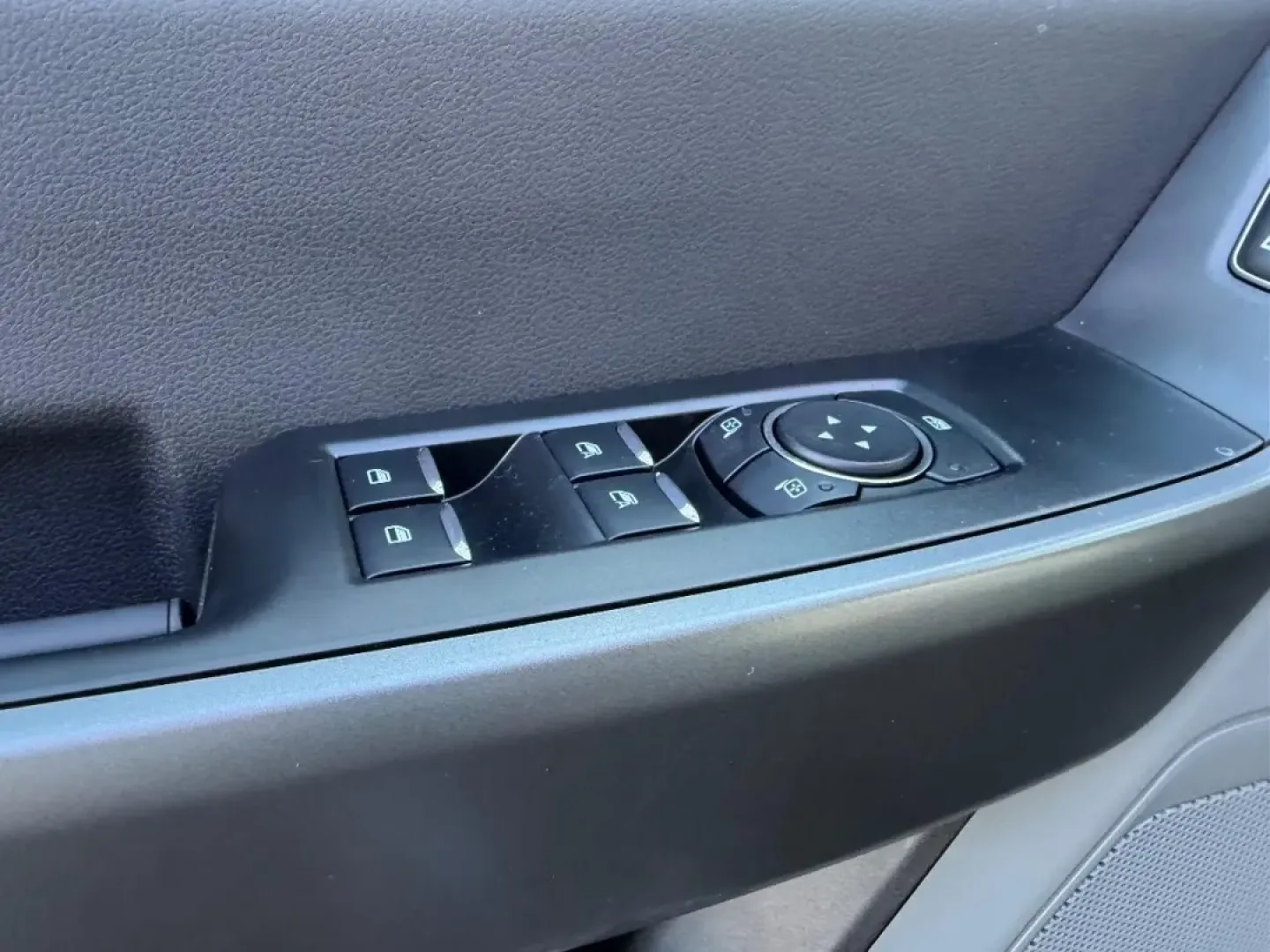 2026 /Medium Dark Slate Cloth Ford F-250SD XLT (1FT7W2BN4TE) with an 7.3L engine, located at 141 Commercial Dr, Fredericktown, MO, 63645, (573) 783-6432, 37.570087, -90.320648 - **Get Ready for Adventure with the 2026 Ford Super Duty F-250 SRW: The Ultimate Truck for Every Lifestyle!**<br /> <br /> Are you searching for a powerful and reliable truck that can handle everything from family road trips to rugged off-road adventures? Look no further than the 2026 Ford Super Duty - Photo#16