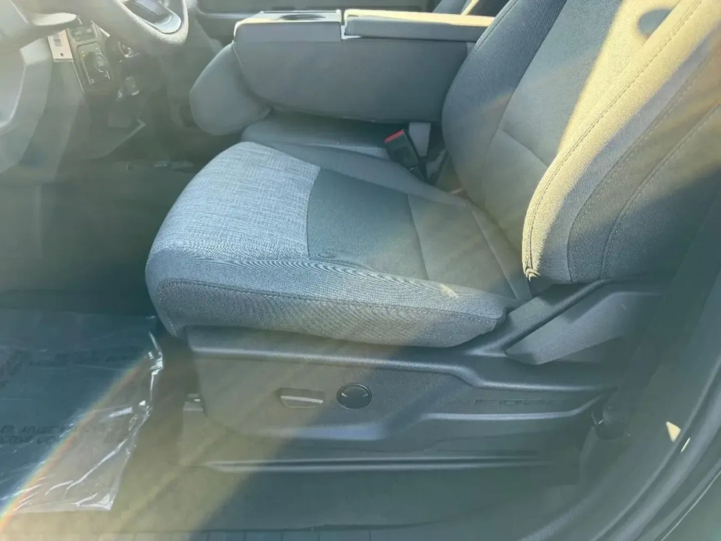 2026 /Medium Dark Slate Cloth Ford F-250SD XLT (1FT7W2BN4TE) with an 7.3L engine, located at 141 Commercial Dr, Fredericktown, MO, 63645, (573) 783-6432, 37.570087, -90.320648 - **Get Ready for Adventure with the 2026 Ford Super Duty F-250 SRW: The Ultimate Truck for Every Lifestyle!**<br /> <br /> Are you searching for a powerful and reliable truck that can handle everything from family road trips to rugged off-road adventures? Look no further than the 2026 Ford Super Duty - Photo#17