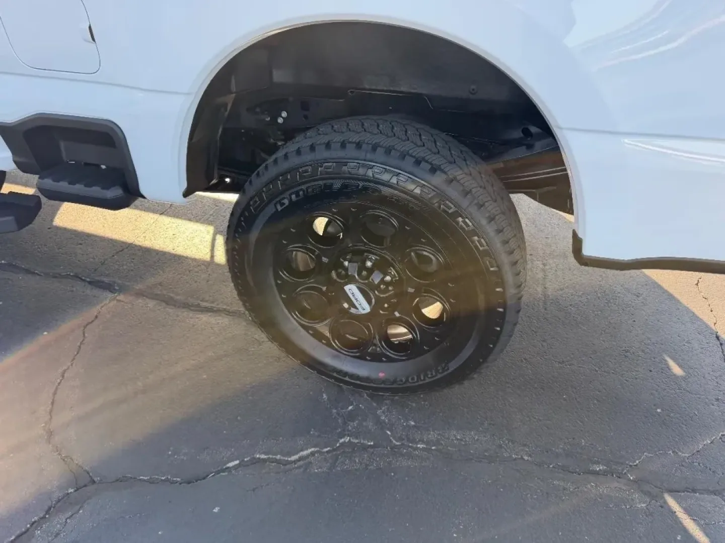 2026 /Medium Dark Slate Cloth Ford F-250SD XLT (1FT8W2BN7TE) with an 7.3L engine, located at 141 Commercial Dr, Fredericktown, MO, 63645, (573) 783-6432, 37.570087, -90.320648 - Are you ready to elevate your lifestyle with a vehicle that's built for both adventure and heavy-duty tasks? Look no further than the 2026 Ford Super Duty F-250 SRW, available now at Pettus Ford Fredericktown. Ideal for weekend warriors, growing families, or anyone needing a reliable workhorse, this - Photo#5