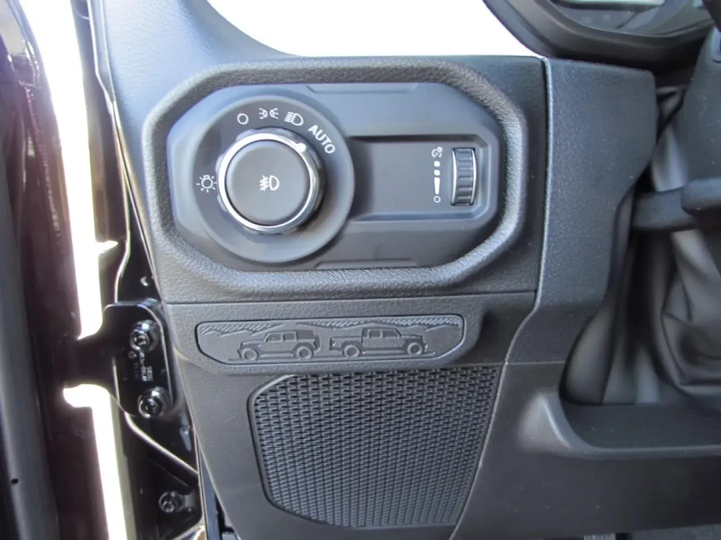 2026 /Black Jeep Wrangler Willys (1C4PJXDG7TW) with an Other engine, located at 12830 Highway 21, De Soto, MO, 63020, (636) 337-7777, 38.153099, -90.573624 - Discover the thrill of adventure with the 2026 Jeep Wrangler, now available at Pettus CDJR DeSoto! This extraordinary SUV is not just a vehicle; it's your gateway to the great outdoors! Whether you're planning weekend getaways to the nearby Ozark National Scenic Riverways or simply navigating the bu - Photo#14