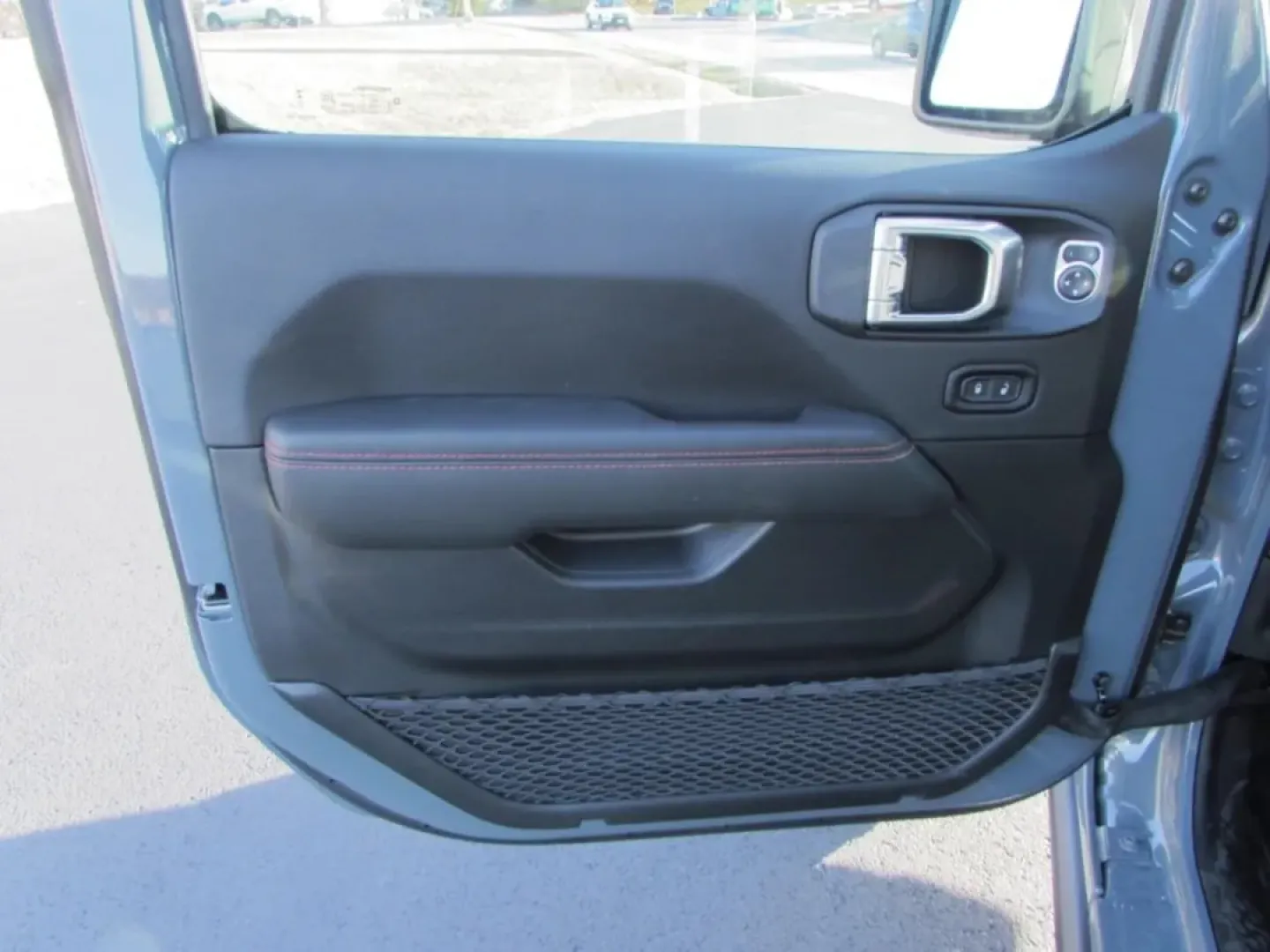 2026 /Black Jeep Gladiator Rubicon (1C6RJTBG5TL) with an Other engine, located at 12830 Highway 21, De Soto, MO, 63020, (636) 337-7777, 38.153099, -90.573624 - **Adventure Awaits with This 2026 Jeep Gladiator Perfect for Weekend Warriors and Daily Drivers Alike!**<br /> <br /> Are you ready to elevate your lifestyle with the perfect blend of ruggedness and comfort? Look no further than the 2026 Jeep Gladiator available now at Pettus CDJR DeSoto, your trus - Photo#13