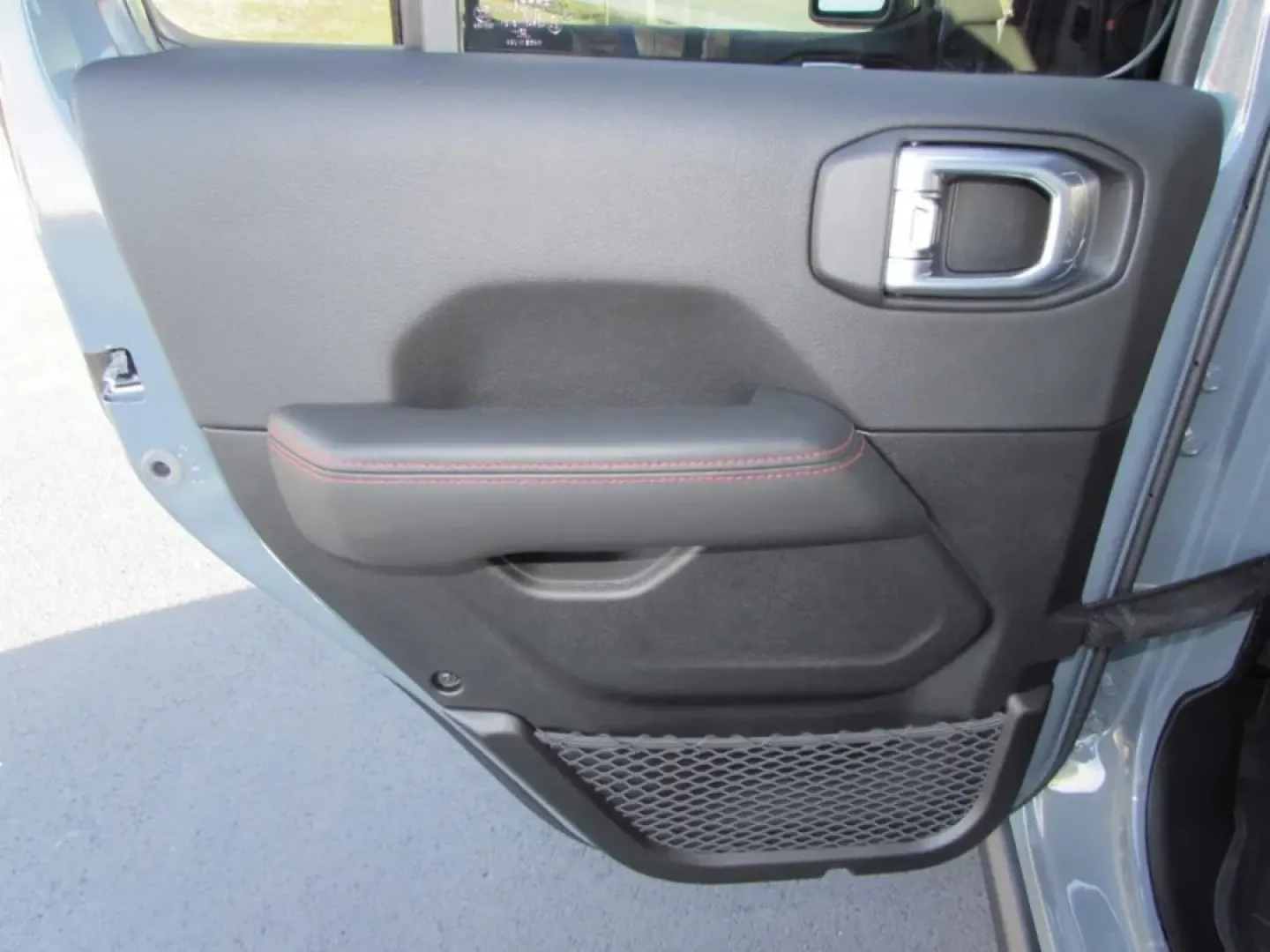 2026 /Black Jeep Gladiator Rubicon (1C6RJTBG5TL) with an Other engine, located at 12830 Highway 21, De Soto, MO, 63020, (636) 337-7777, 38.153099, -90.573624 - **Adventure Awaits with This 2026 Jeep Gladiator Perfect for Weekend Warriors and Daily Drivers Alike!**<br /> <br /> Are you ready to elevate your lifestyle with the perfect blend of ruggedness and comfort? Look no further than the 2026 Jeep Gladiator available now at Pettus CDJR DeSoto, your trus - Photo#25