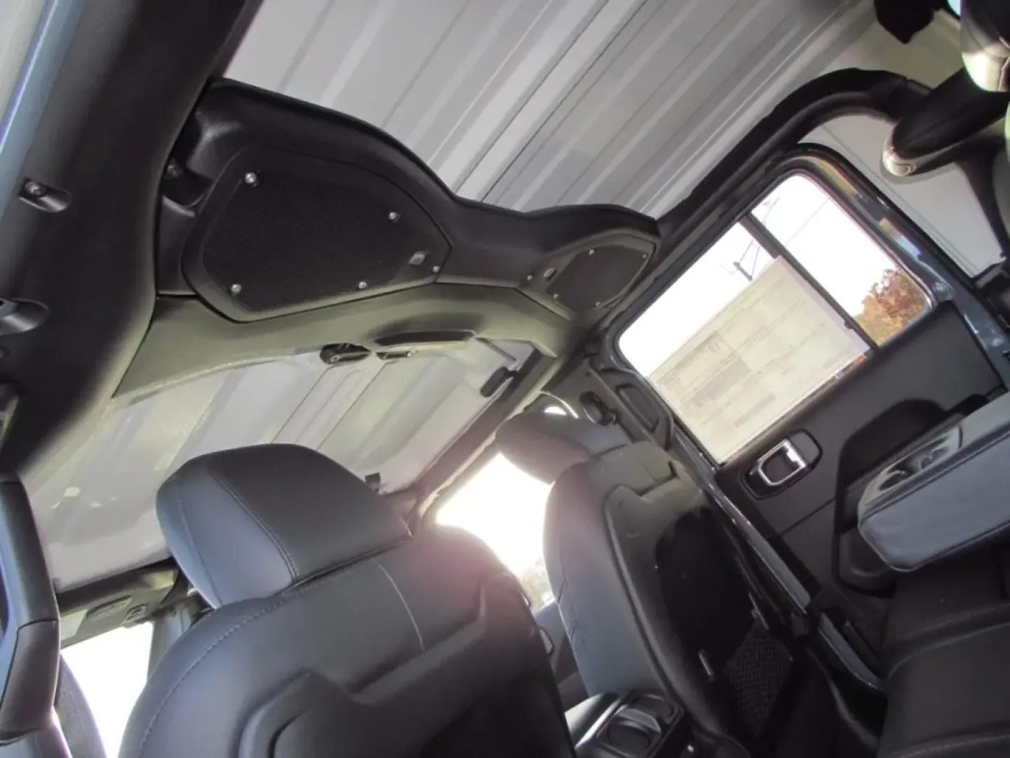 2026 /Black Jeep Gladiator Rubicon (1C6RJTBG5TL) with an Other engine, located at 12830 Highway 21, De Soto, MO, 63020, (636) 337-7777, 38.153099, -90.573624 - **Adventure Awaits with This 2026 Jeep Gladiator Perfect for Weekend Warriors and Daily Drivers Alike!**<br /> <br /> Are you ready to elevate your lifestyle with the perfect blend of ruggedness and comfort? Look no further than the 2026 Jeep Gladiator available now at Pettus CDJR DeSoto, your trus - Photo#28