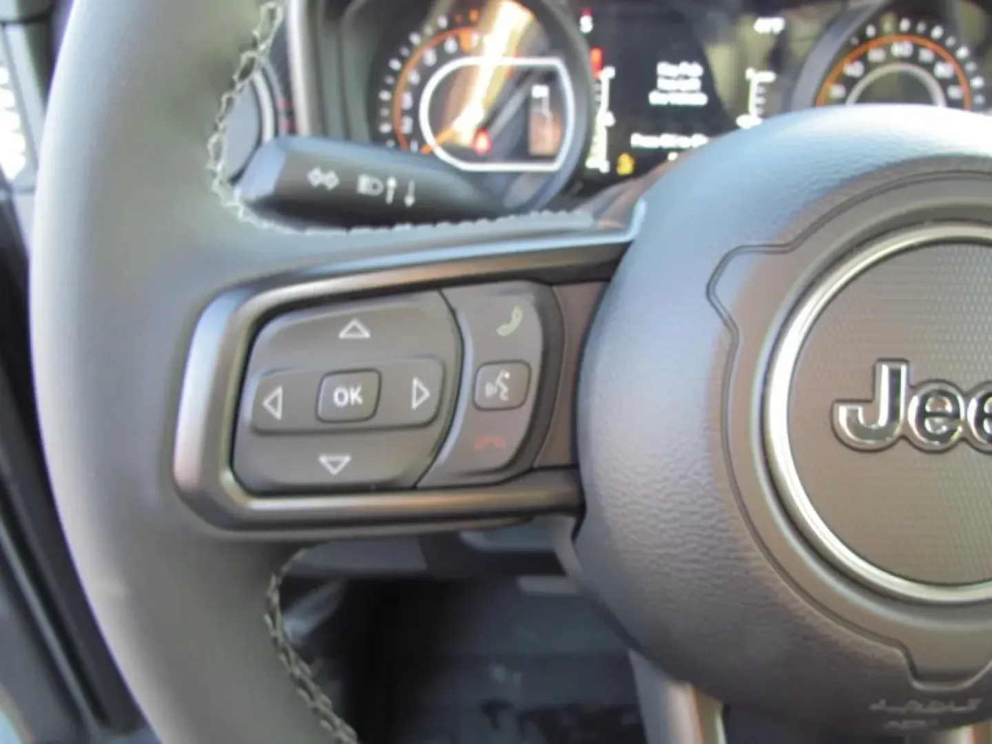 2026 /Black Jeep Gladiator Rubicon (1C6RJTBG7TL) with an Other engine, located at 12830 Highway 21, De Soto, MO, 63020, (636) 337-7777, 38.153099, -90.573624 - Are you ready to elevate your weekend adventures and weekday commutes? Look no further than this stunning 2026 Jeep Gladiator, now available at Pettus CDJR DeSoto, your trusted OEM dealership located at 12830 Highway 21 in De Soto, MO. With just 5 miles on the odometer, this pre-owned vehicle stands - Photo#16