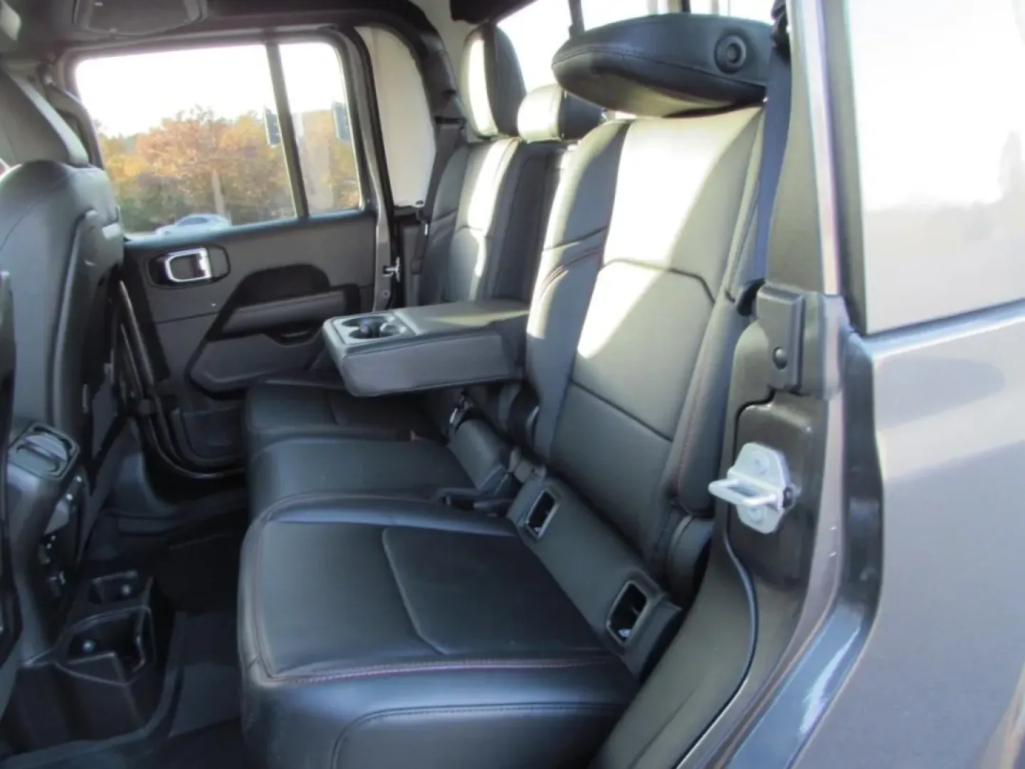 2026 /Black Jeep Gladiator Rubicon (1C6RJTBG7TL) with an Other engine, located at 12830 Highway 21, De Soto, MO, 63020, (636) 337-7777, 38.153099, -90.573624 - Are you ready to elevate your weekend adventures and weekday commutes? Look no further than this stunning 2026 Jeep Gladiator, now available at Pettus CDJR DeSoto, your trusted OEM dealership located at 12830 Highway 21 in De Soto, MO. With just 5 miles on the odometer, this pre-owned vehicle stands - Photo#27