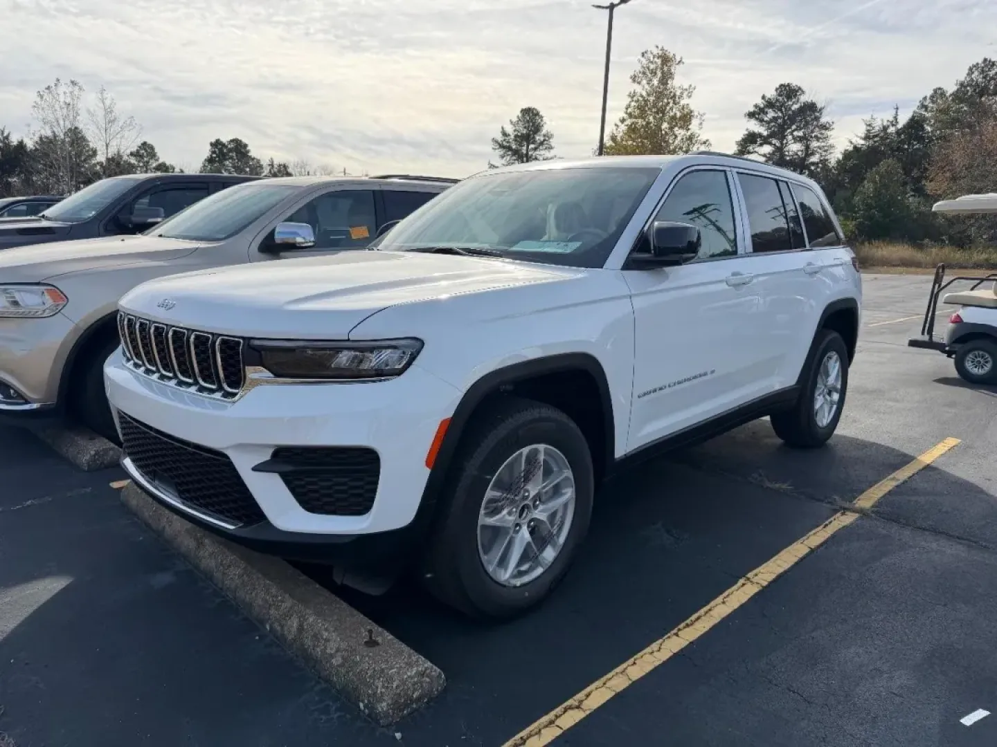 2025 /Global Black Leather Jeep Grand Cherokee Laredo X (1C4RJHAG5SC) with an 3.6L V6 24V VVT UPG I engine, Automatic transmission, located at 970 Woodlawn Dr., Farmington, MO, 63640, (573) 431-7800, 37.825642, -90.468674 - **Adventure Awaits: Explore the 2025 Jeep Grand Cherokee at Pettus CDJR Farmington**<br /> <br /> Imagine a vehicle that seamlessly blends adventure with everyday practicality-a vehicle that's not just a mode of transportation but a lifestyle choice. Whether you're a busy parent navigating the deman - Photo#0